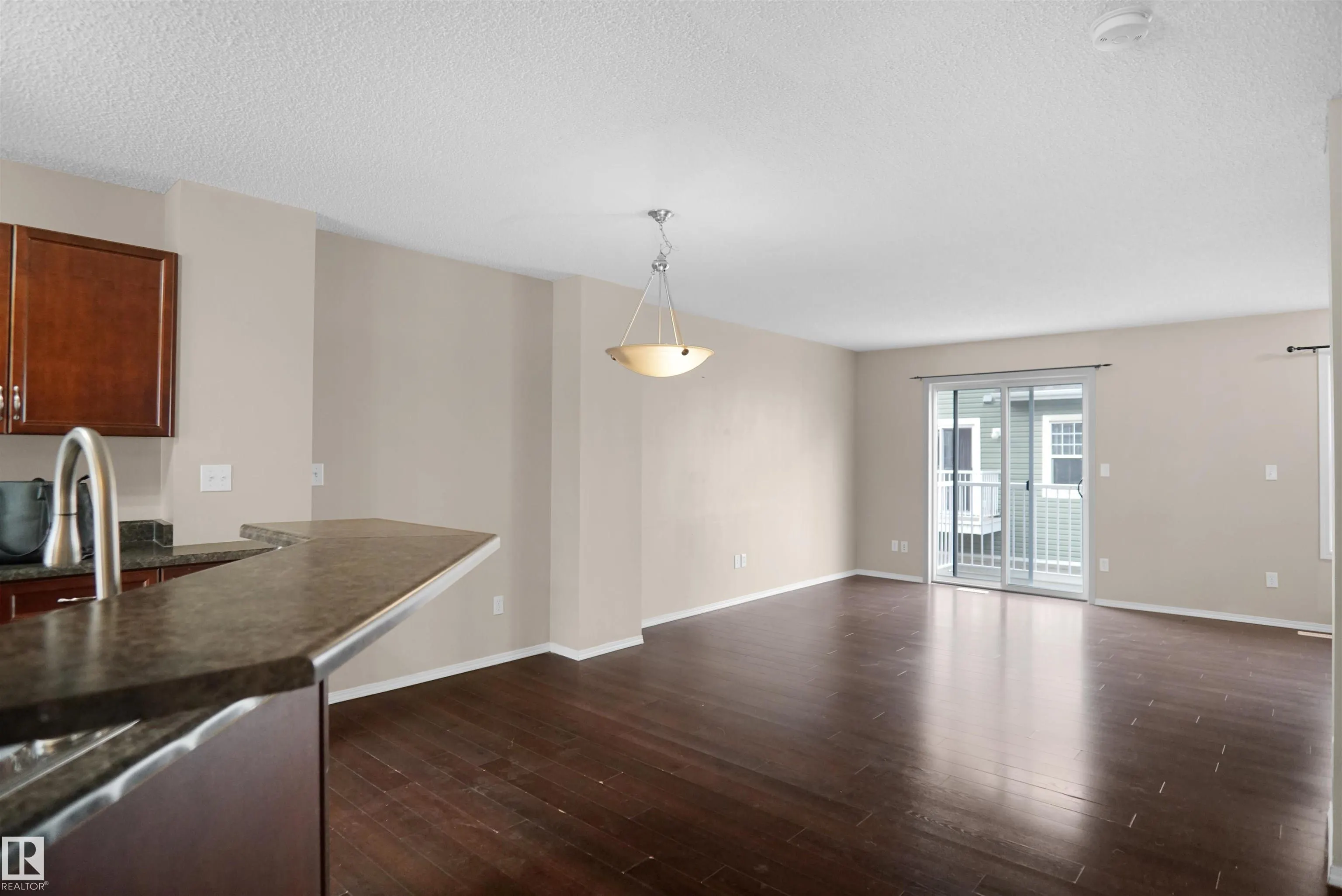 5604 199 ST