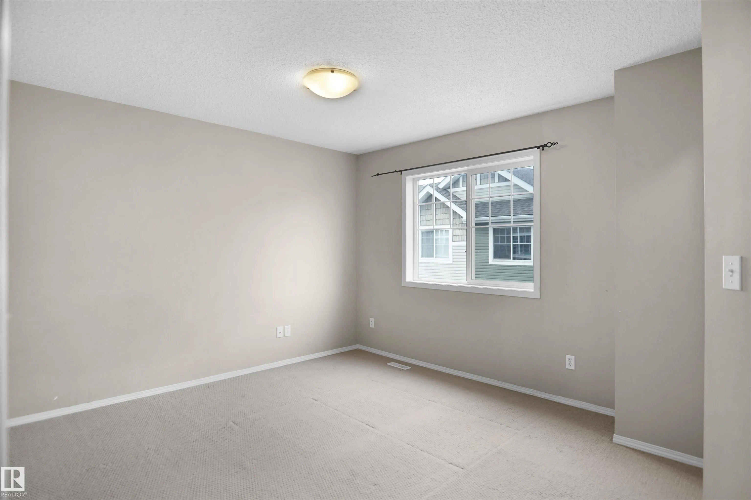5604 199 ST