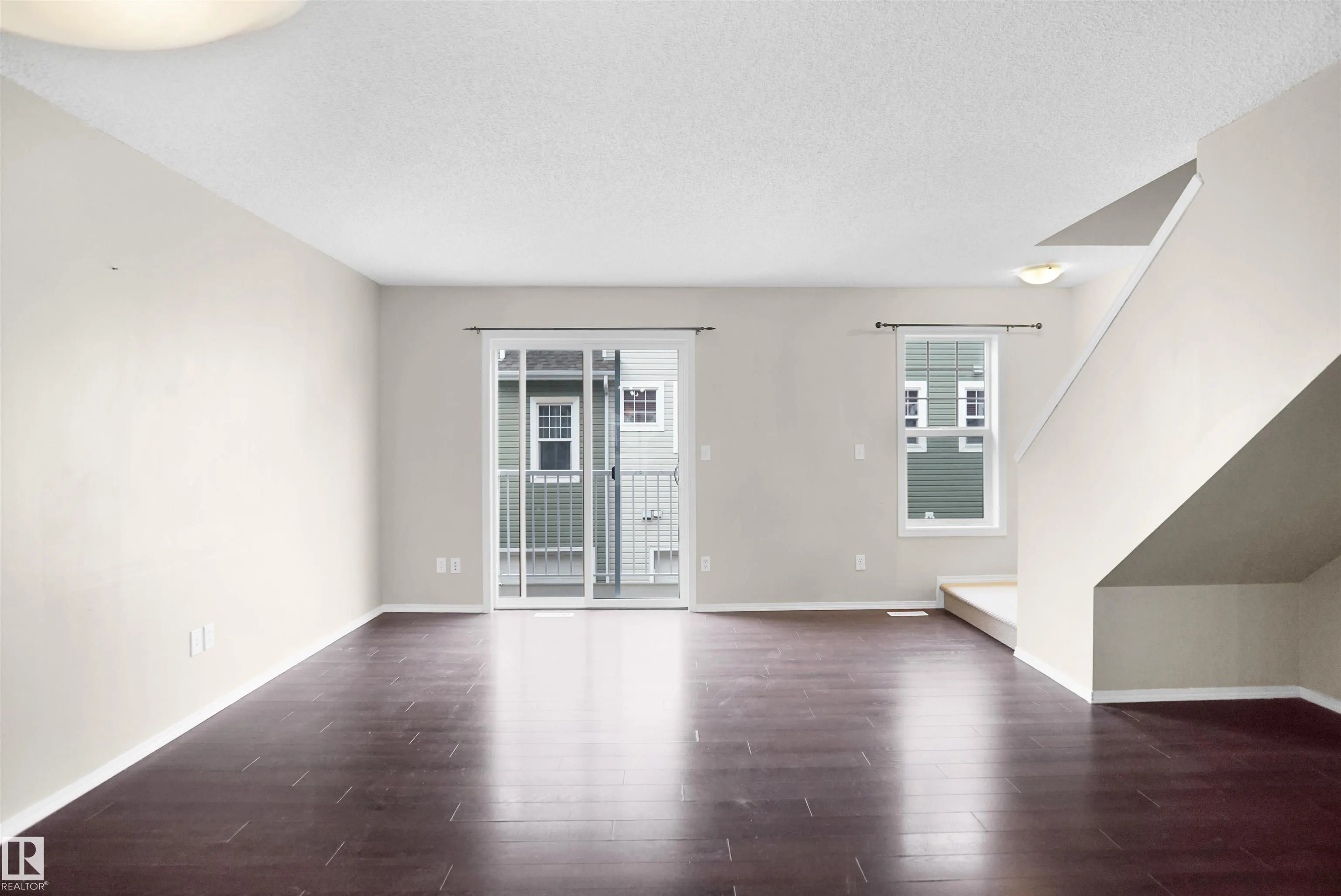 5604 199 ST