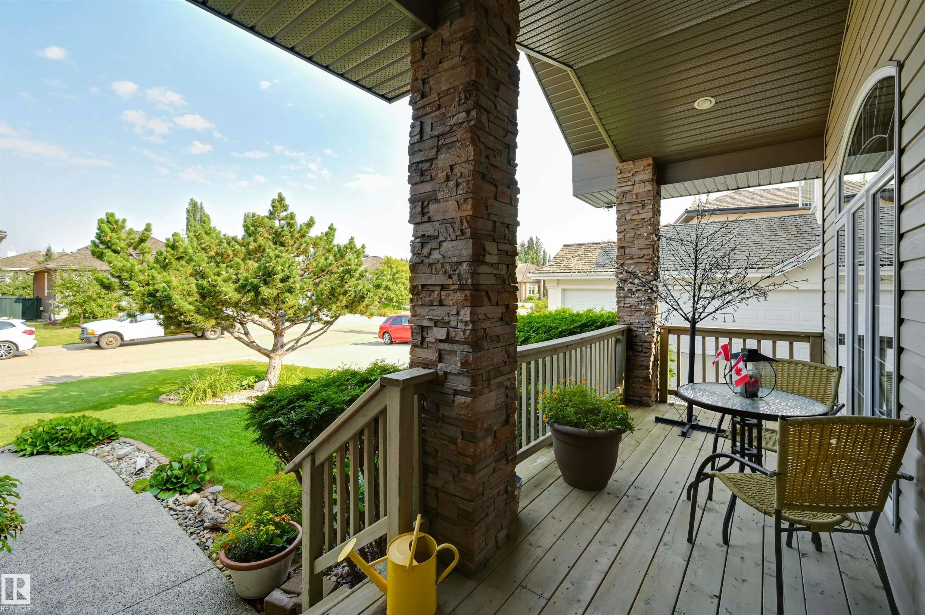 939 HALIBURTON Road