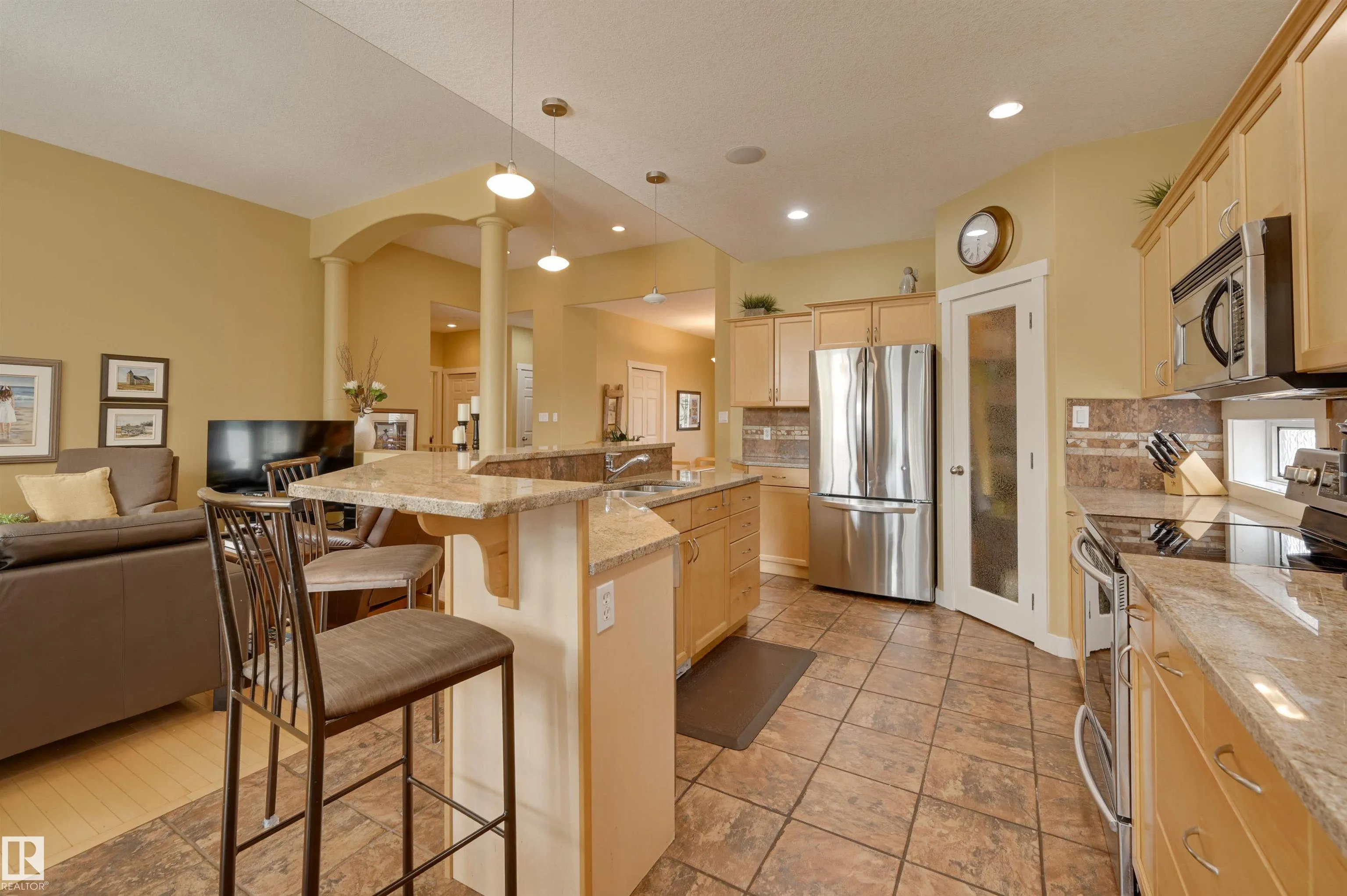 939 HALIBURTON Road