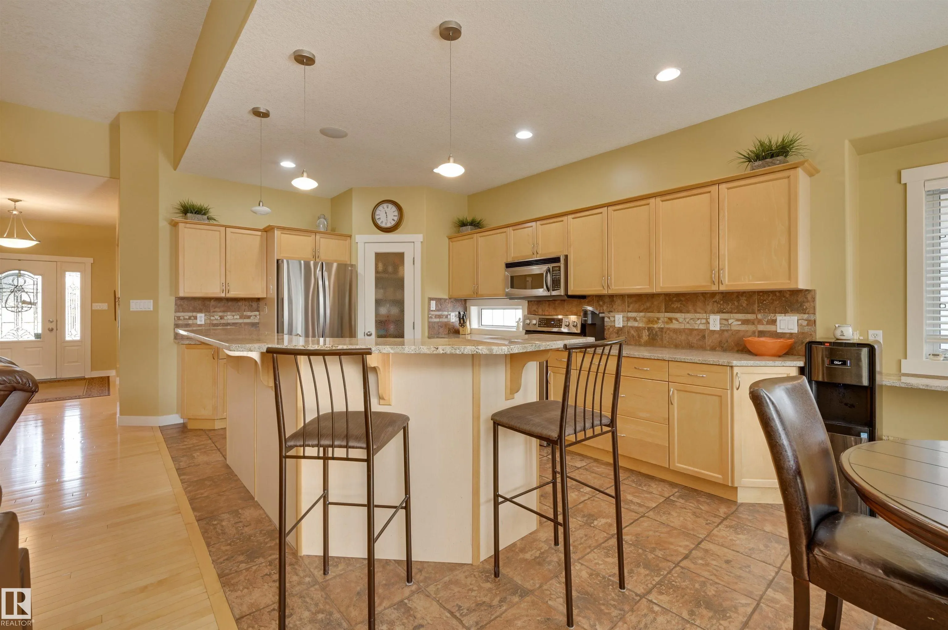 939 HALIBURTON Road