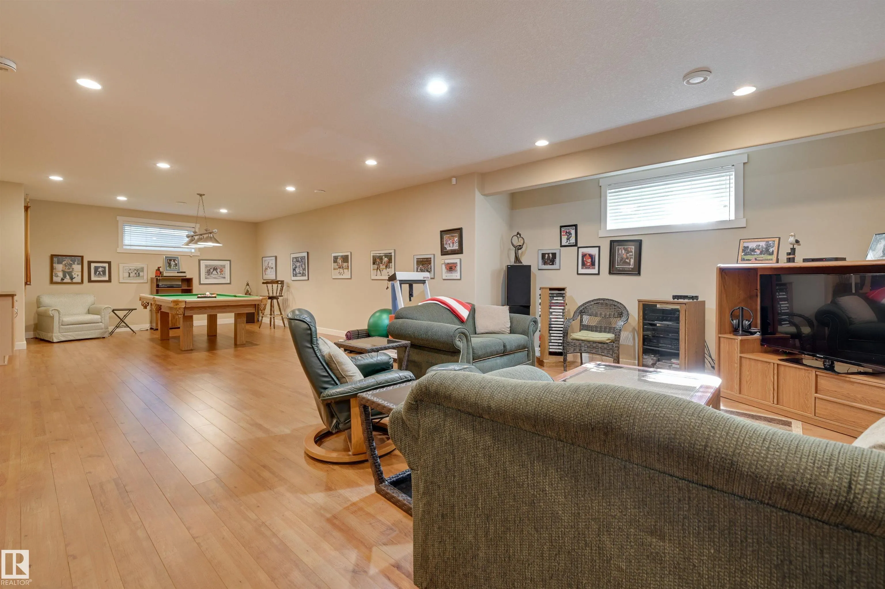 939 HALIBURTON Road