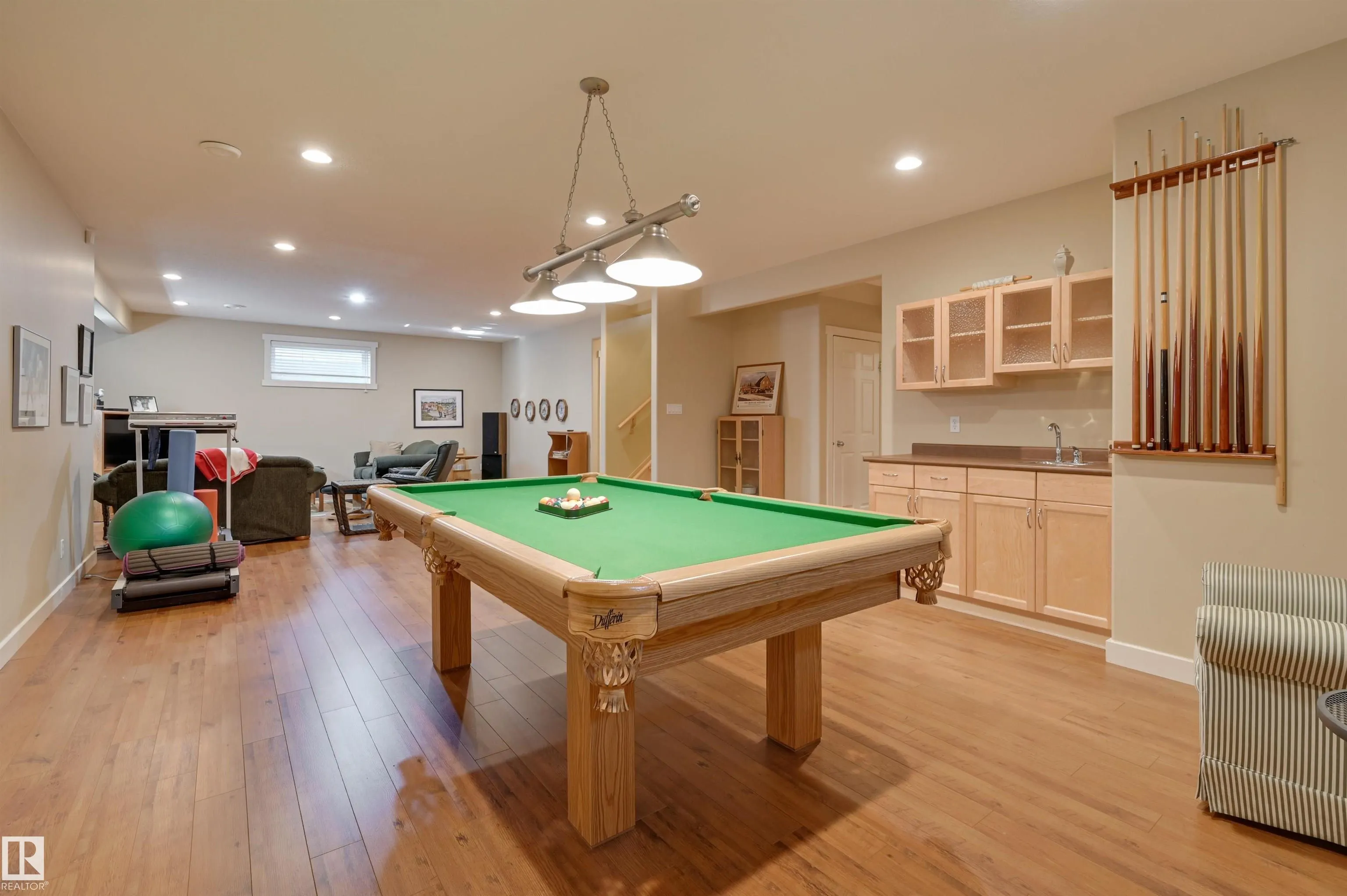 939 HALIBURTON Road