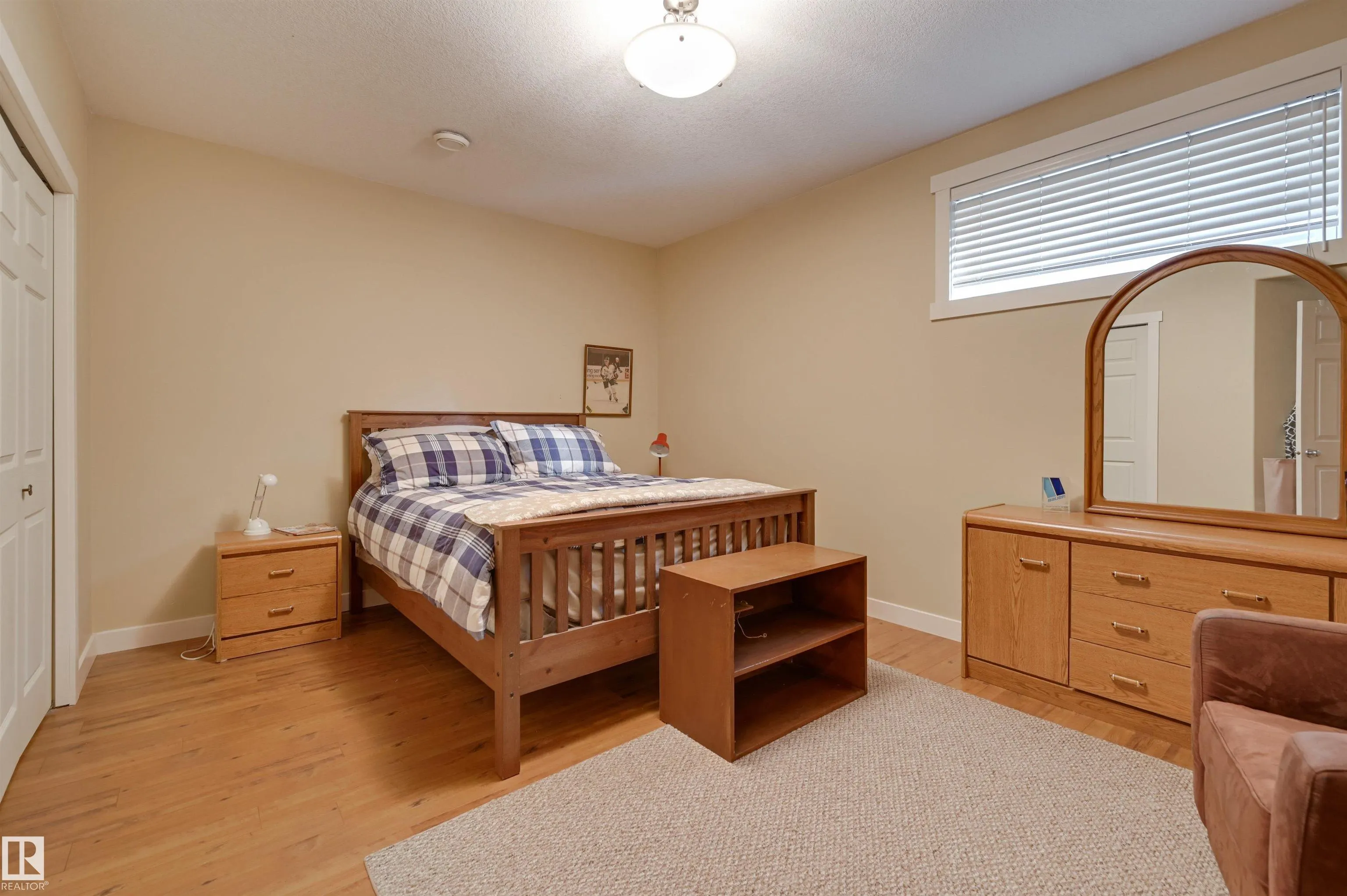 939 HALIBURTON Road