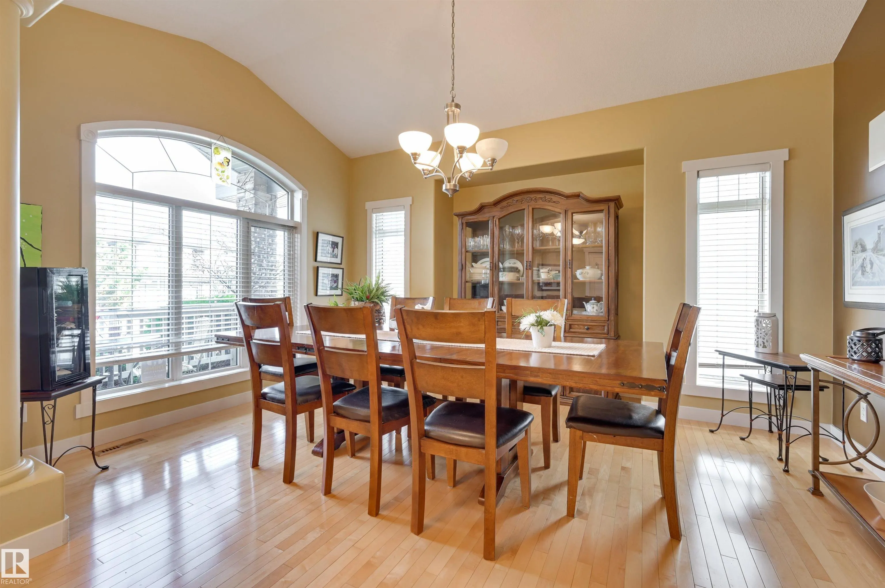 939 HALIBURTON Road