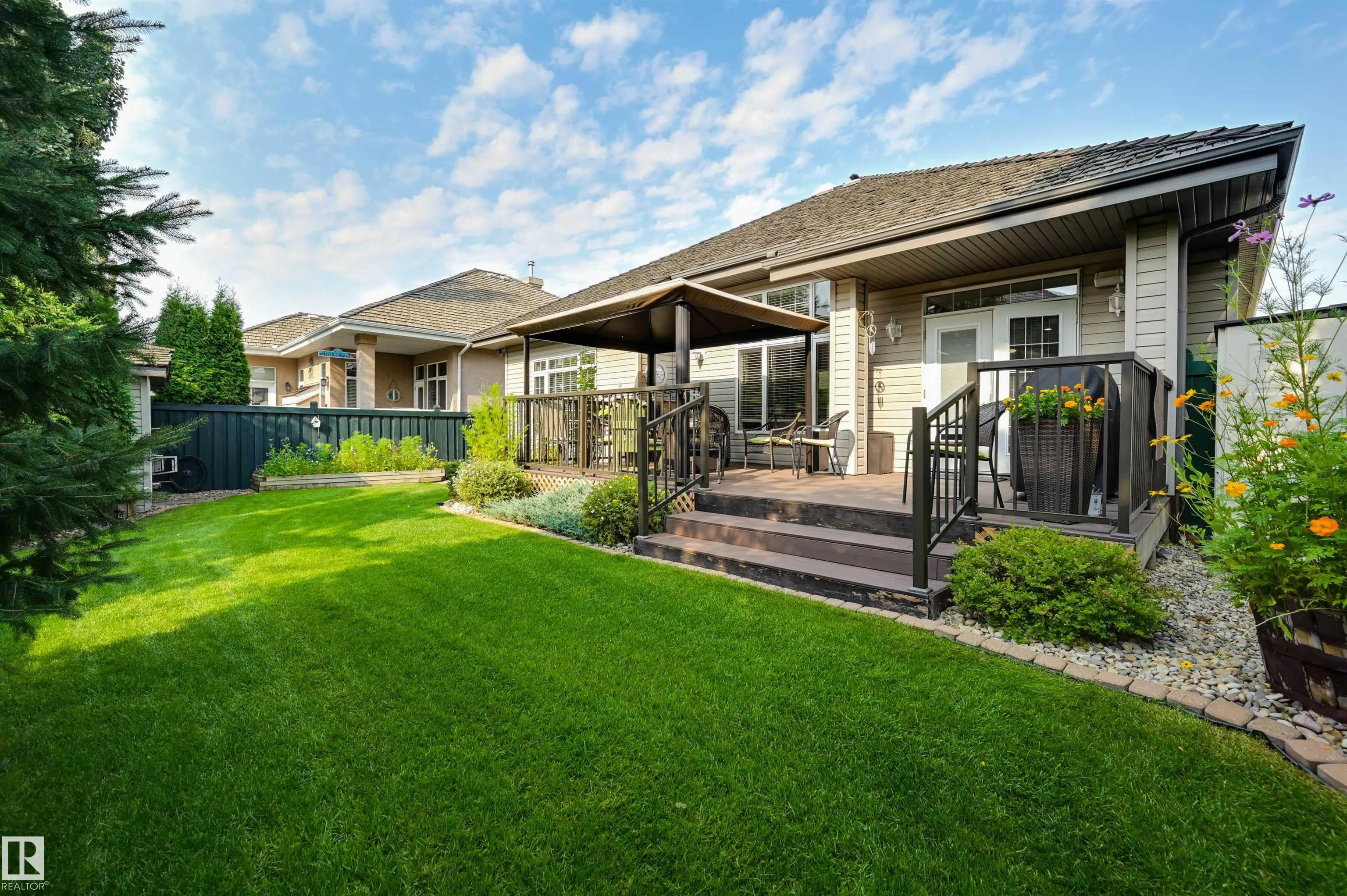 939 HALIBURTON Road