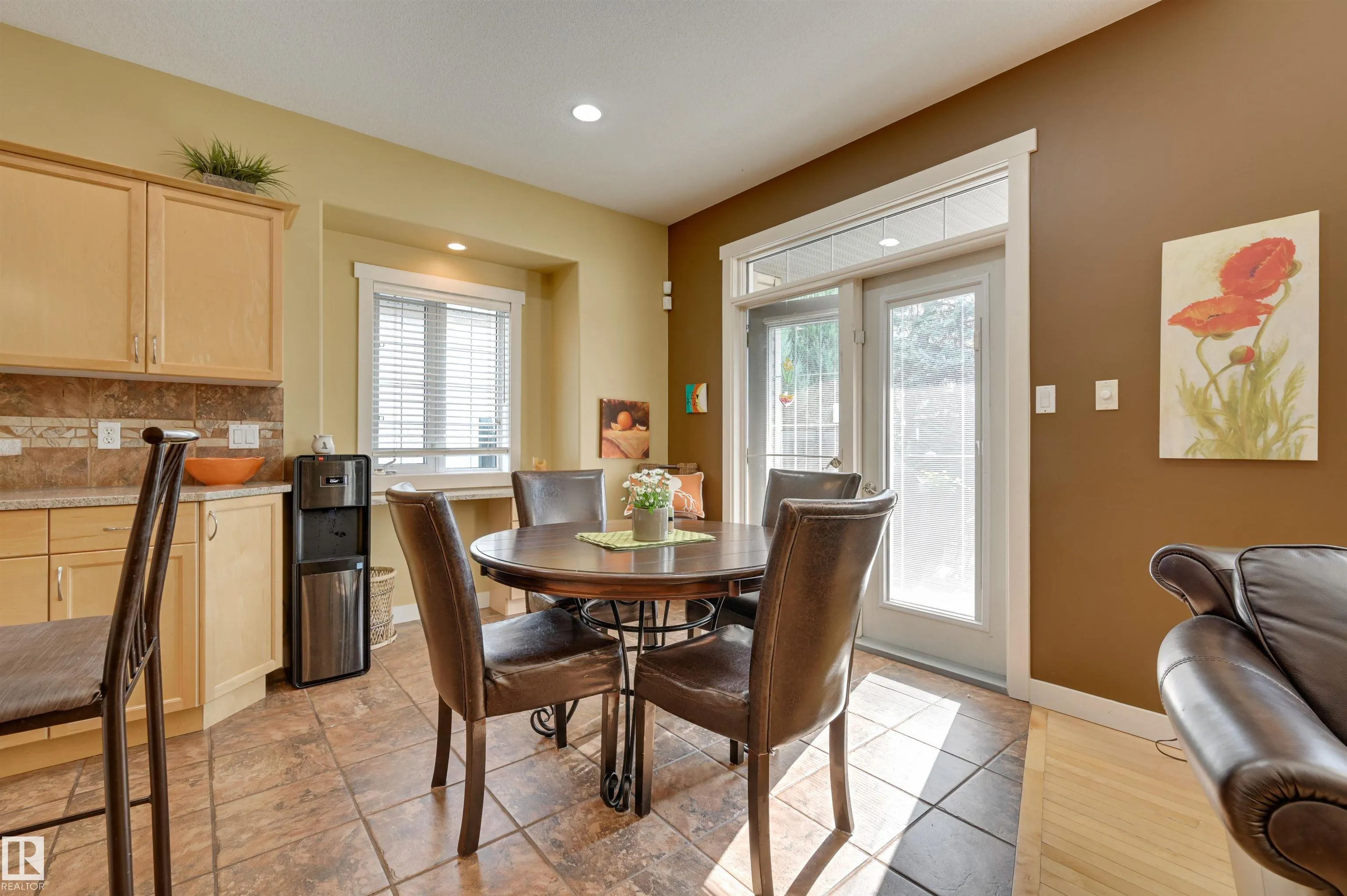 939 HALIBURTON Road