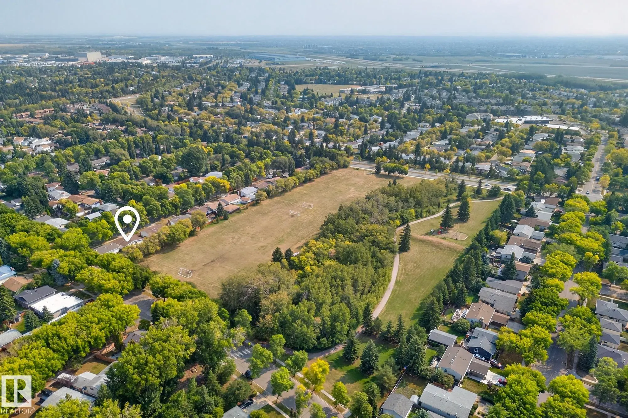 4 FINCH Crescent