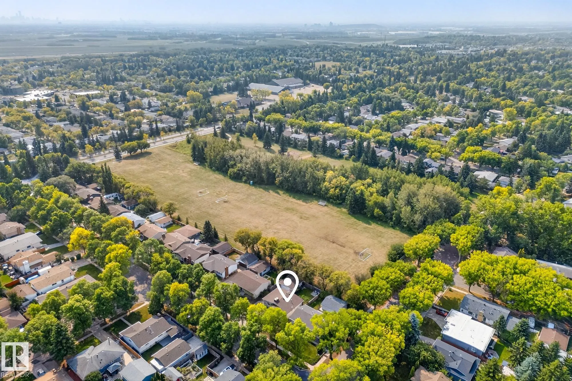 4 FINCH Crescent