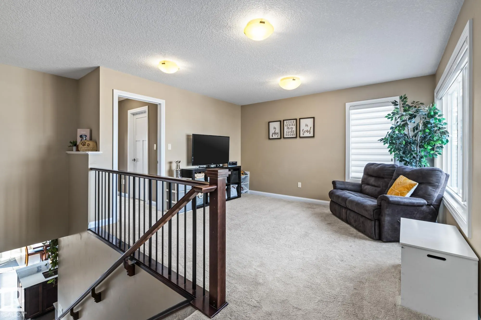 100 SHEPPARD Way