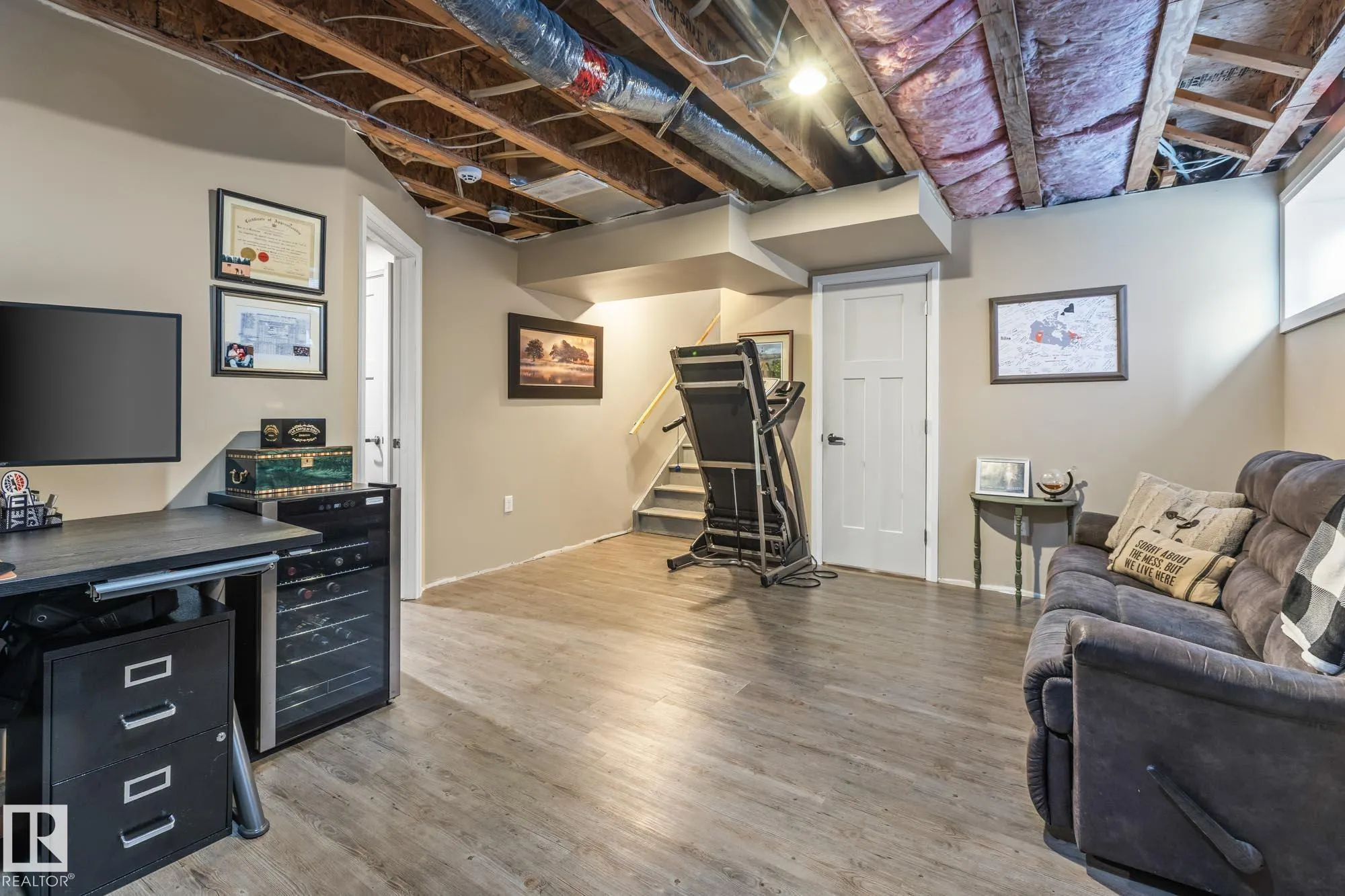 100 SHEPPARD Way