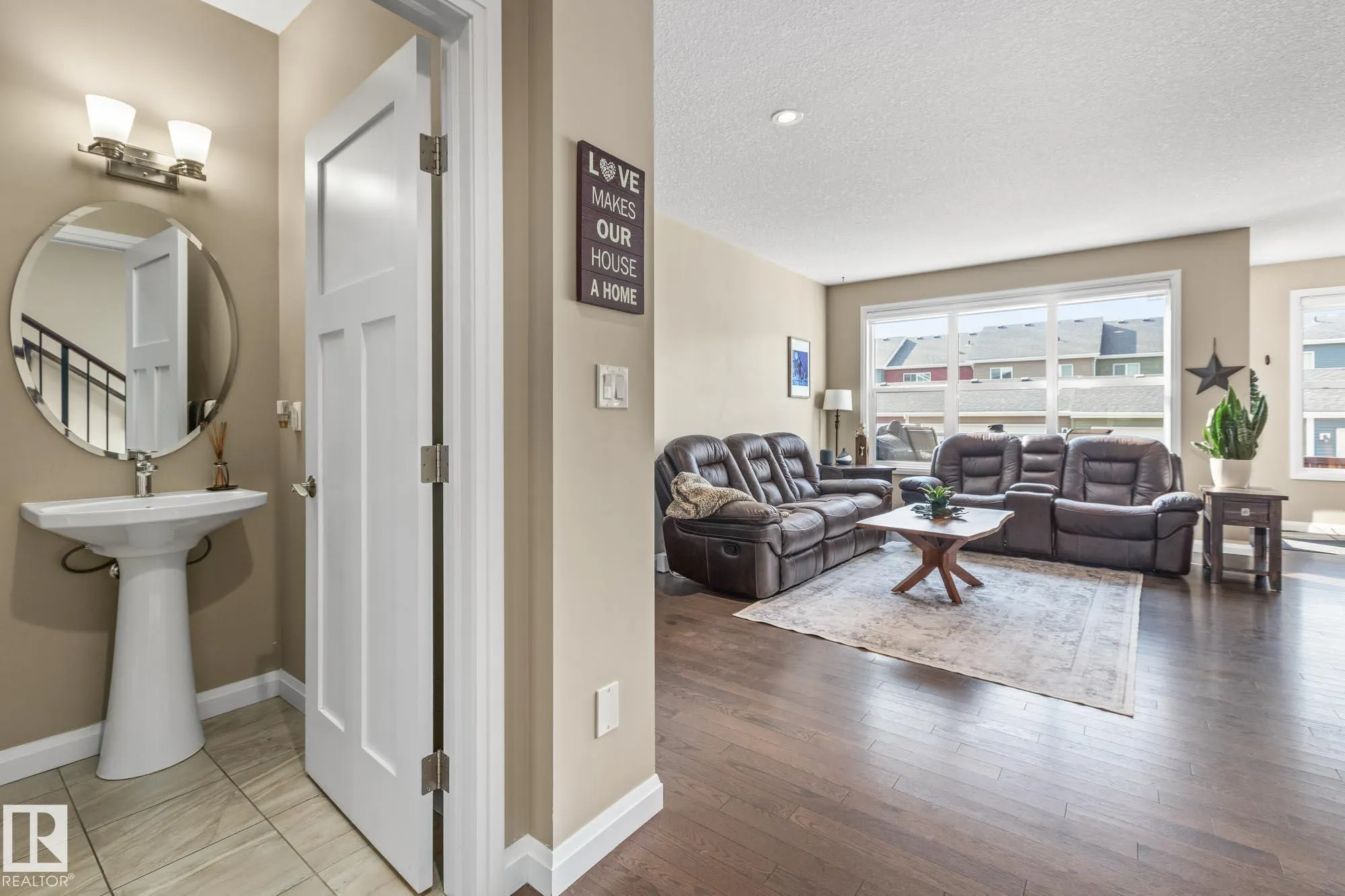100 SHEPPARD Way
