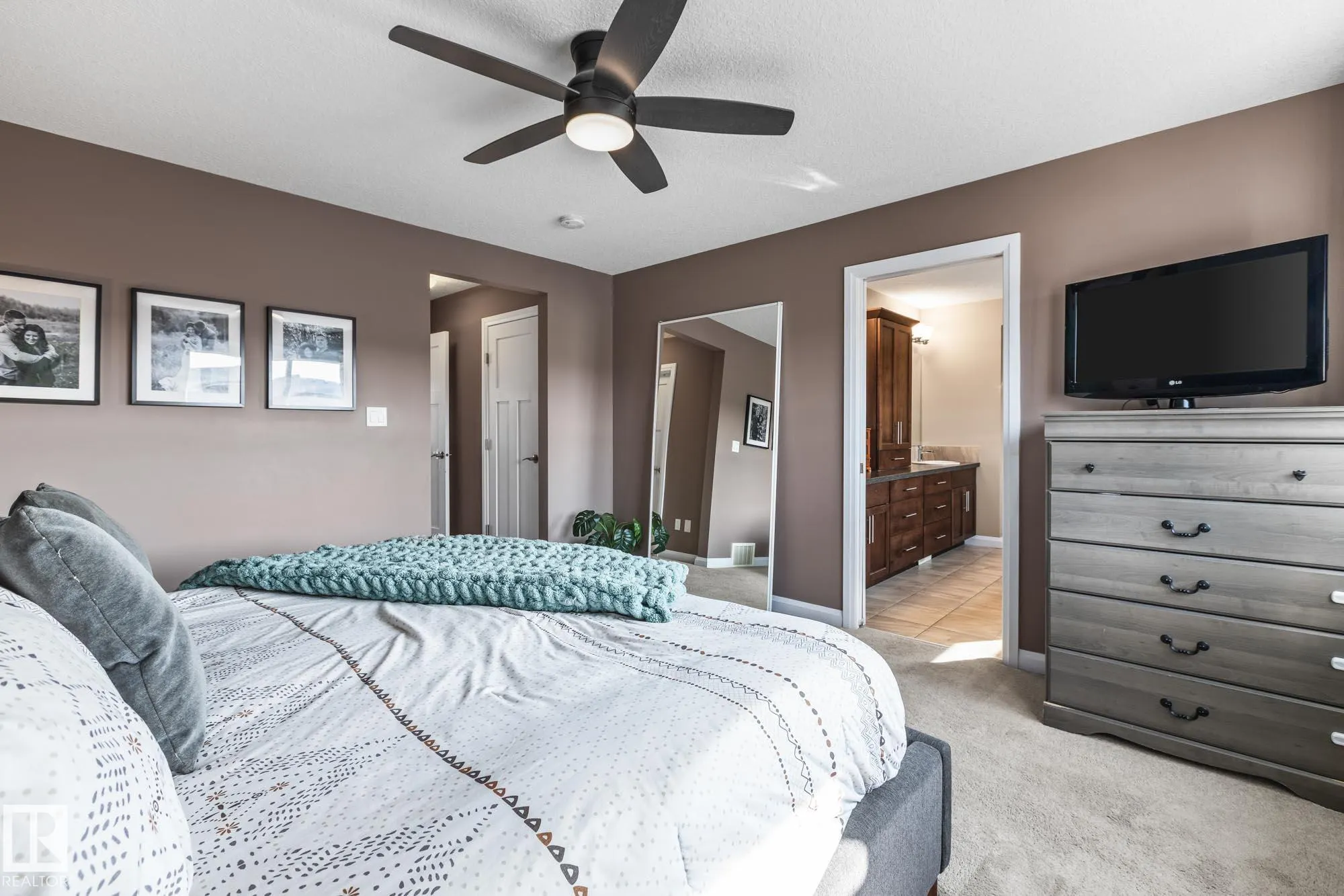 100 SHEPPARD Way
