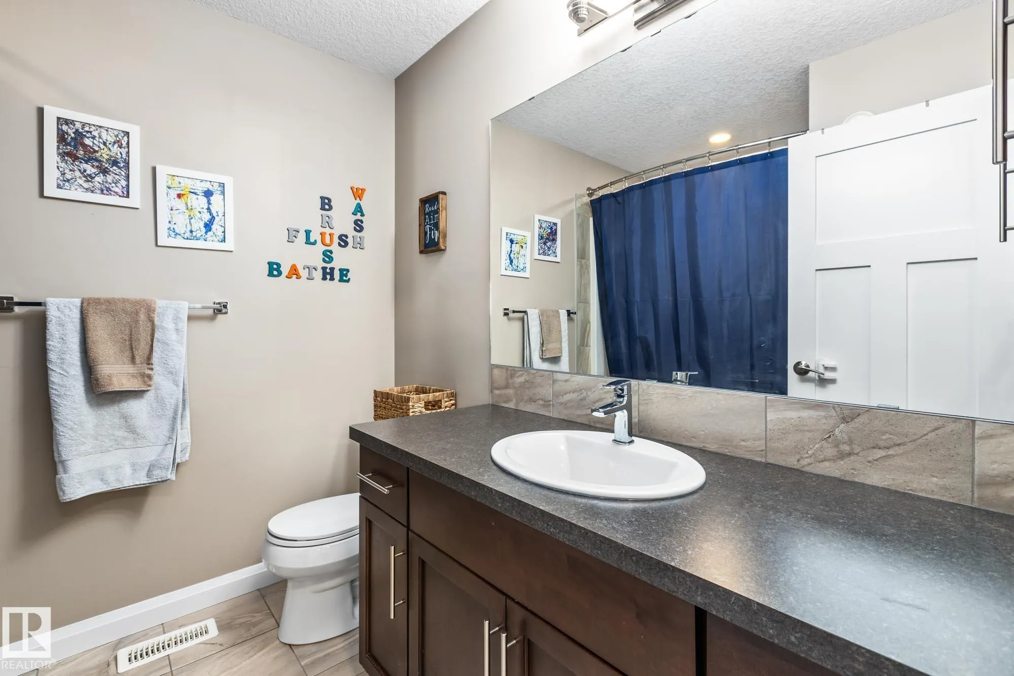 100 SHEPPARD Way