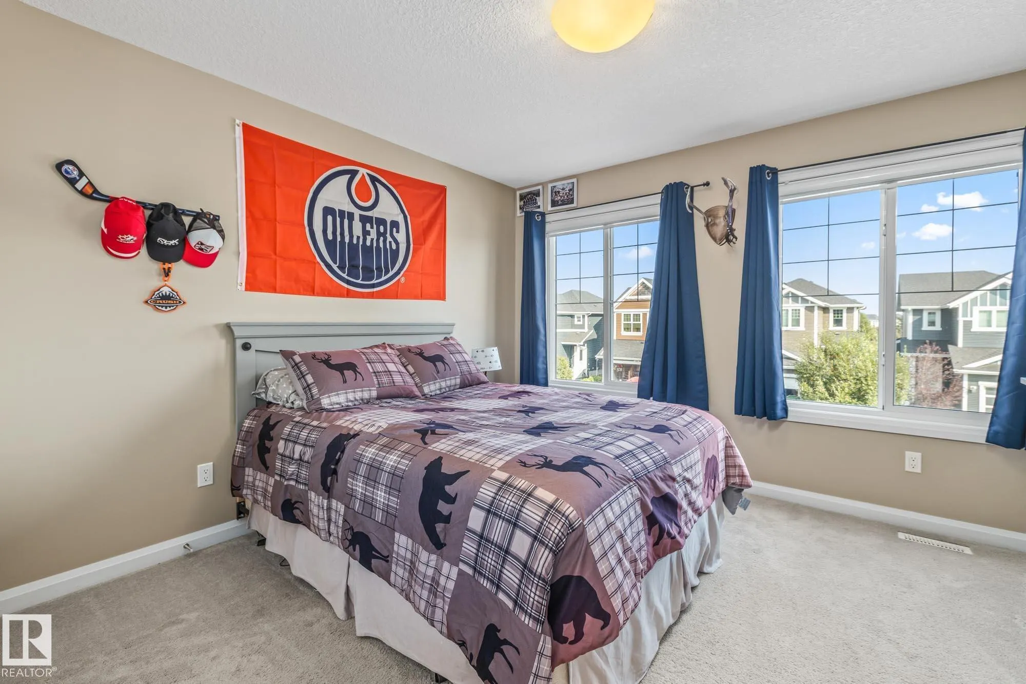 100 SHEPPARD Way