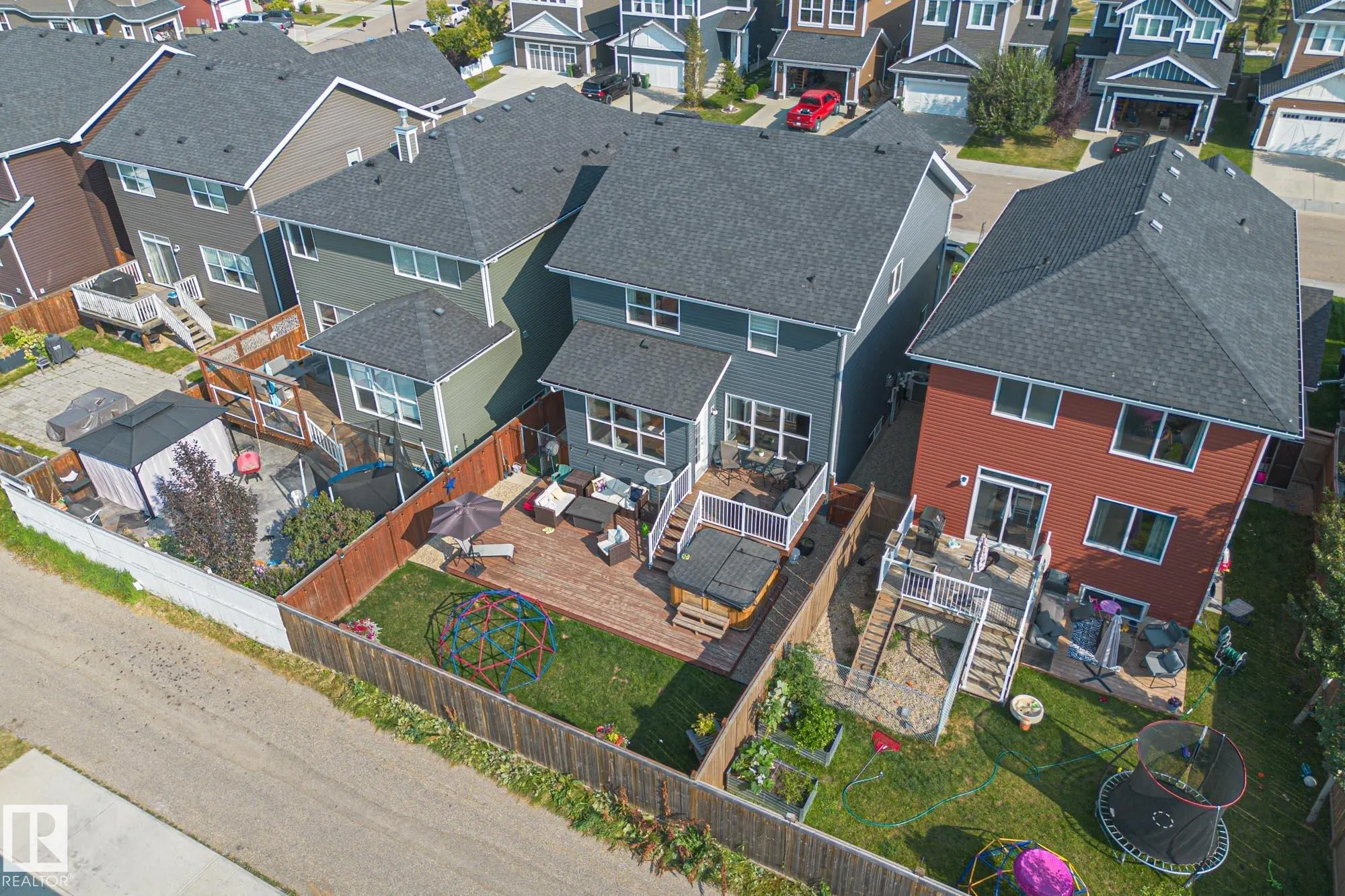 100 SHEPPARD Way