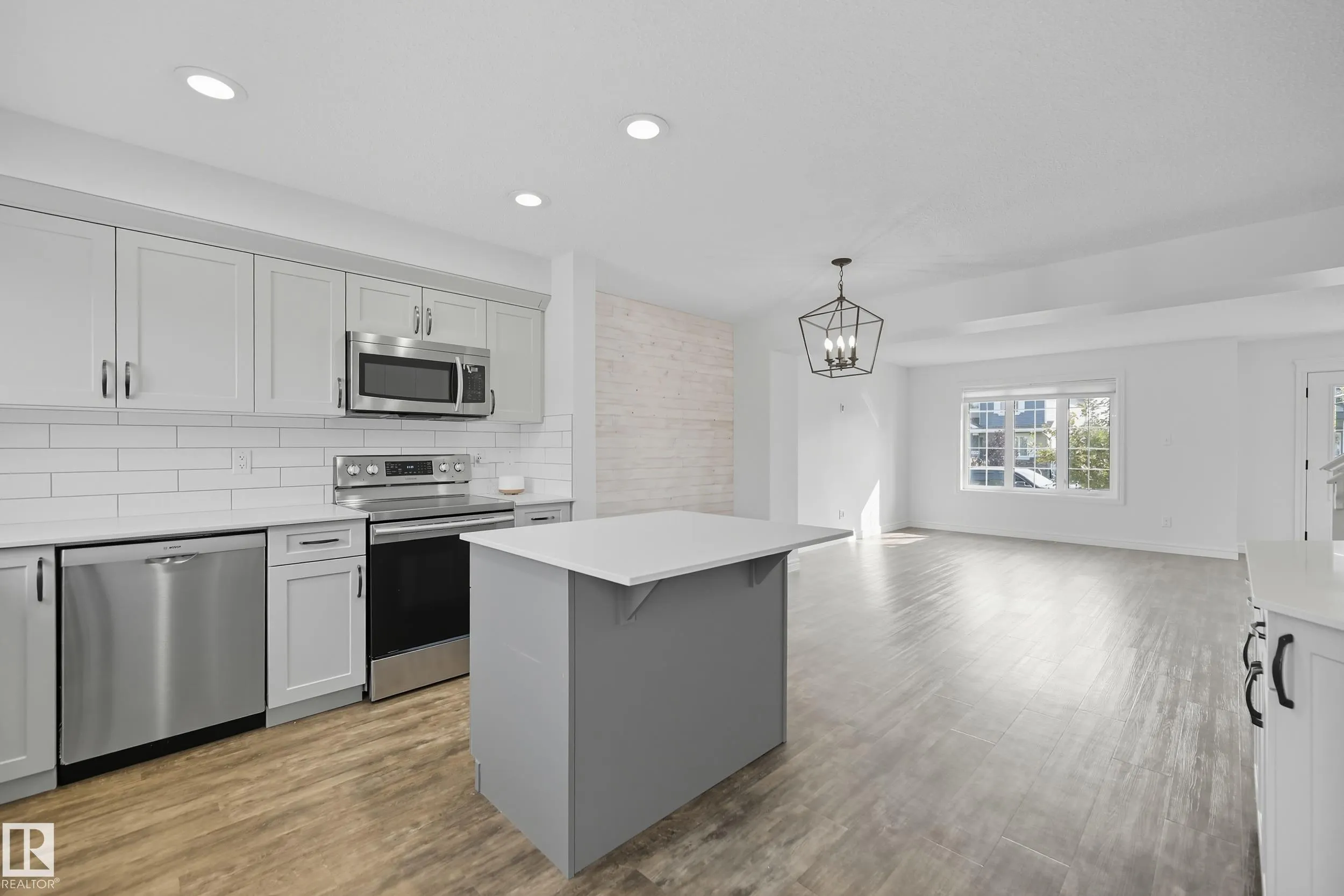 200 ALLARD Way