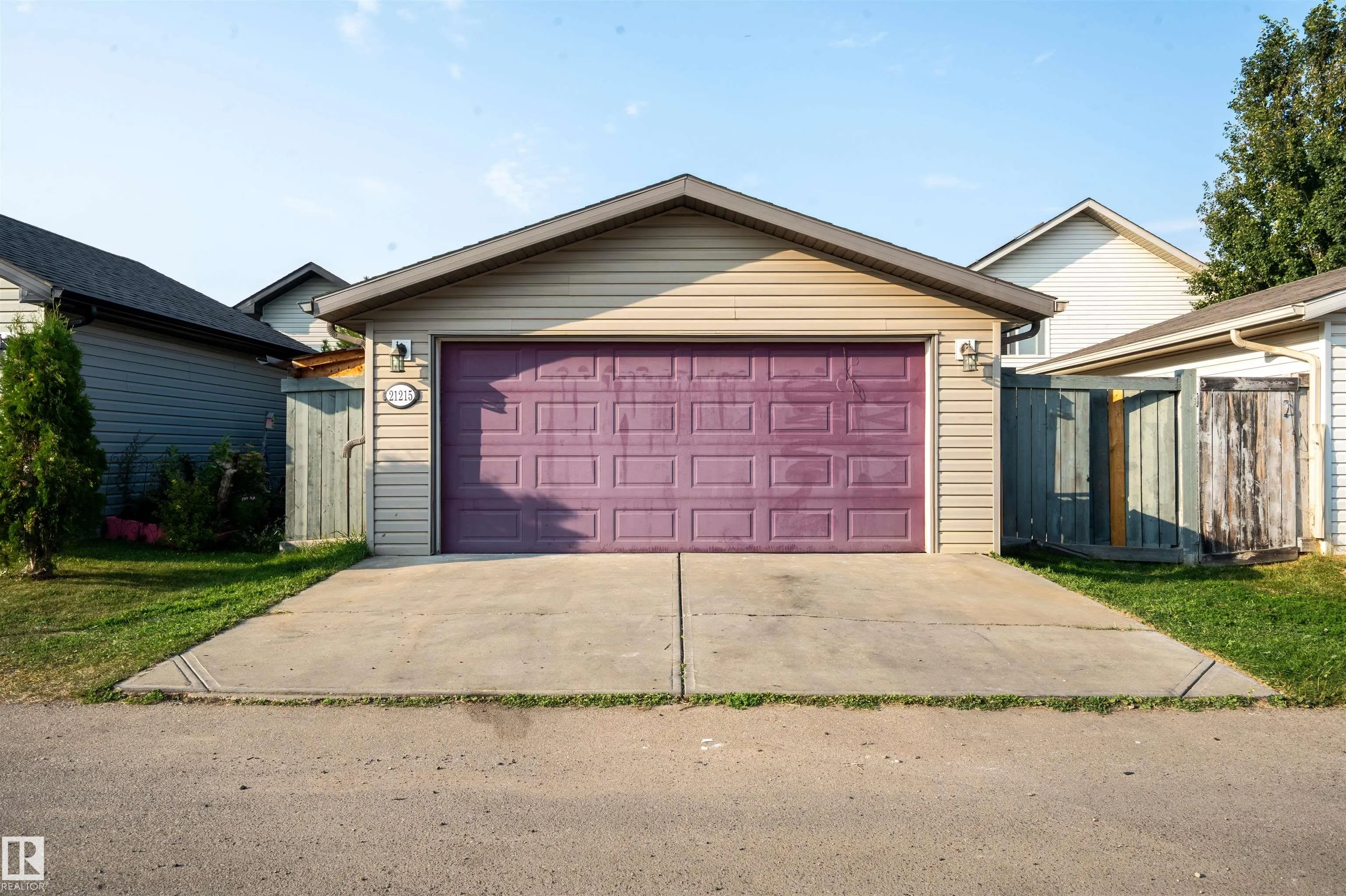 21215 59Ave