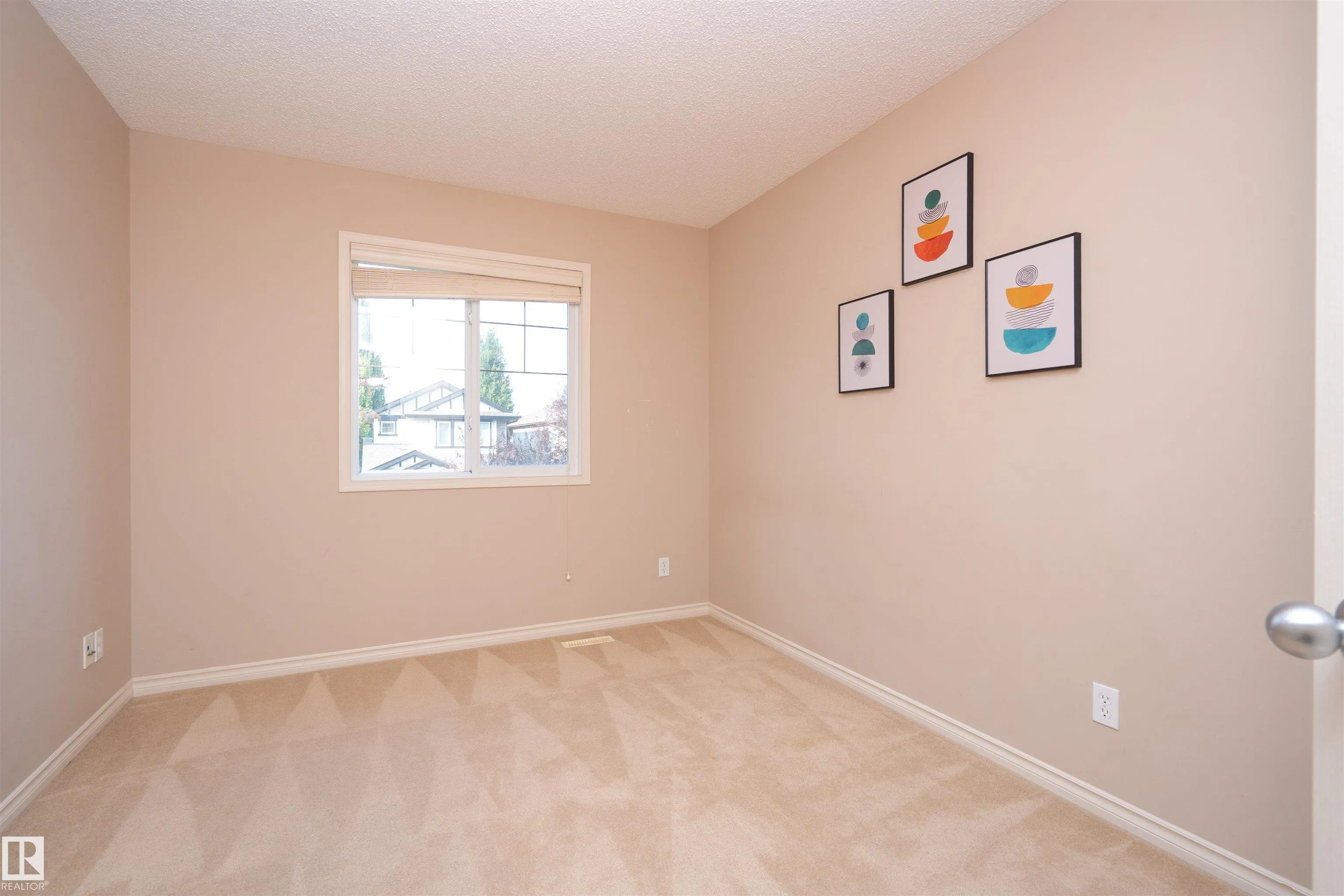 21215 59Ave