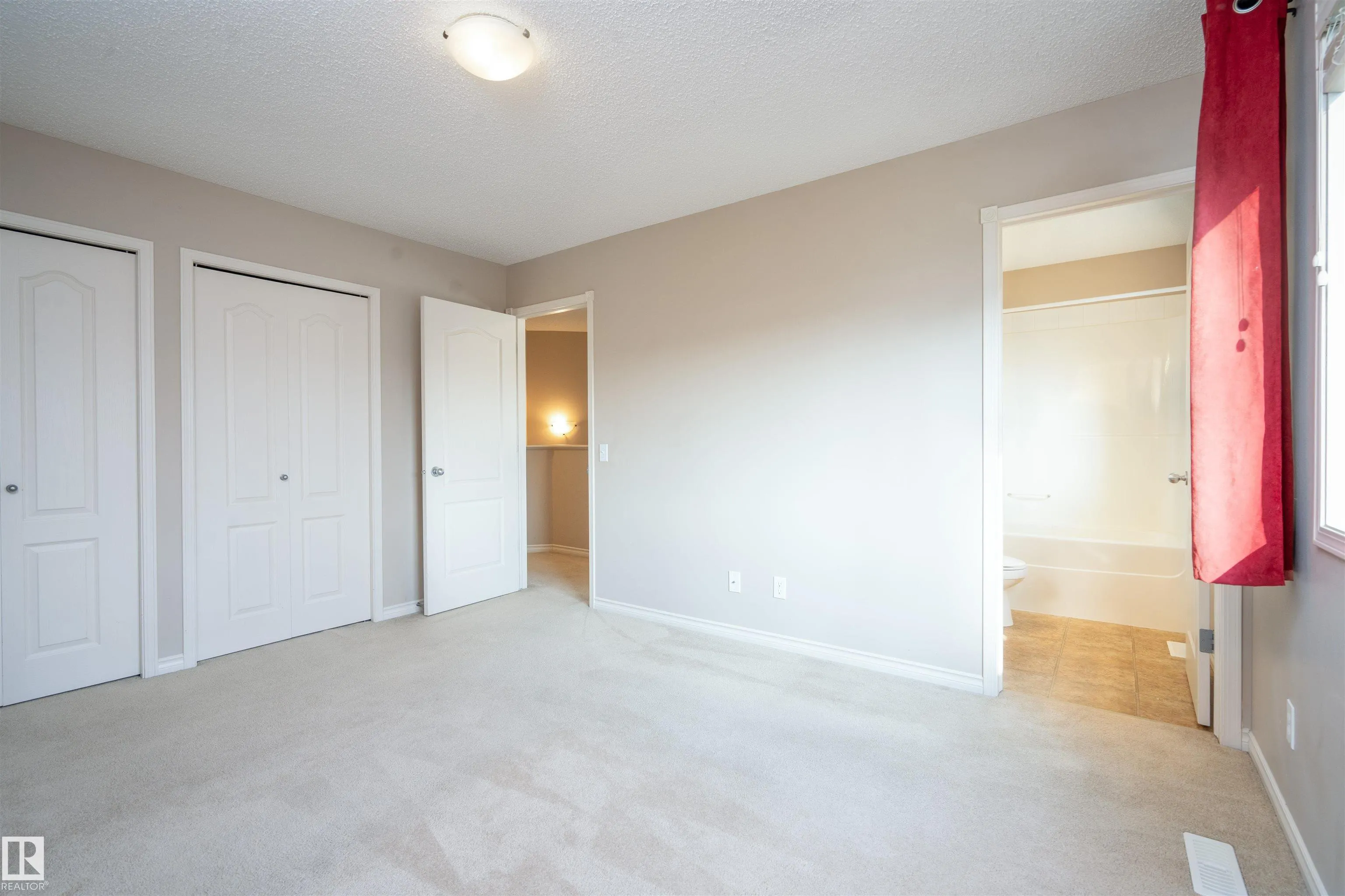 21215 59Ave