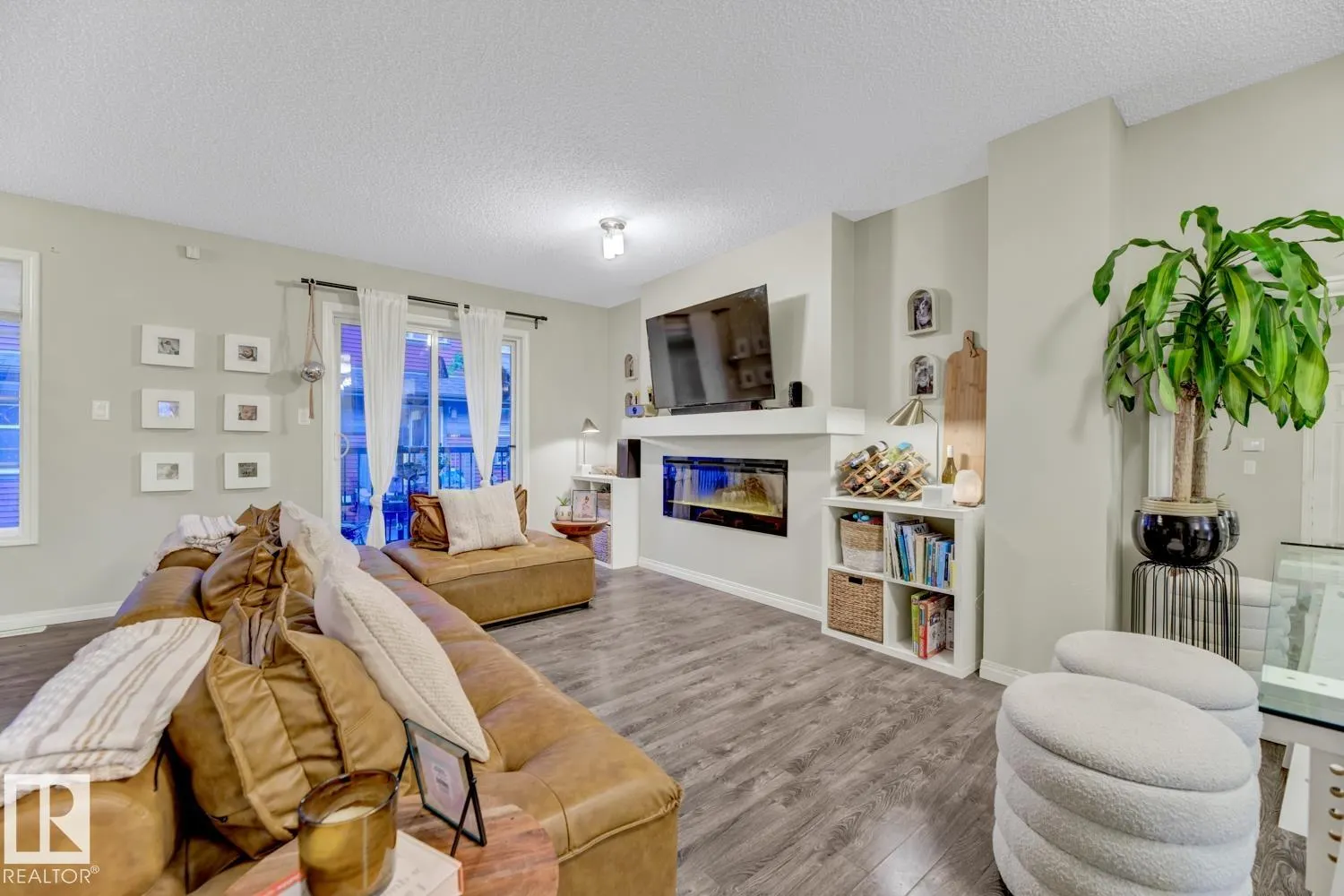 4029 ORCHARDS Drive
