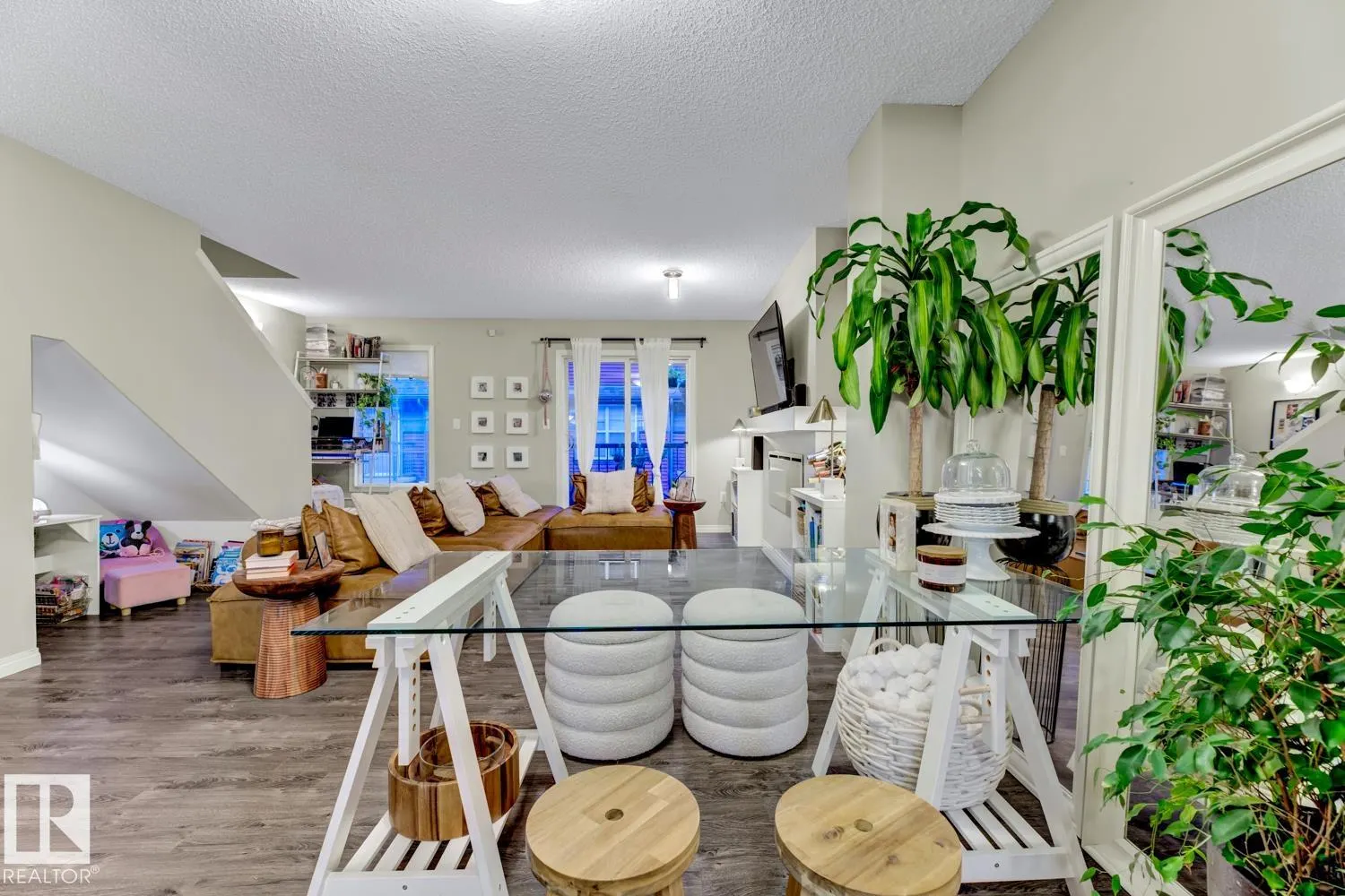 4029 ORCHARDS Drive