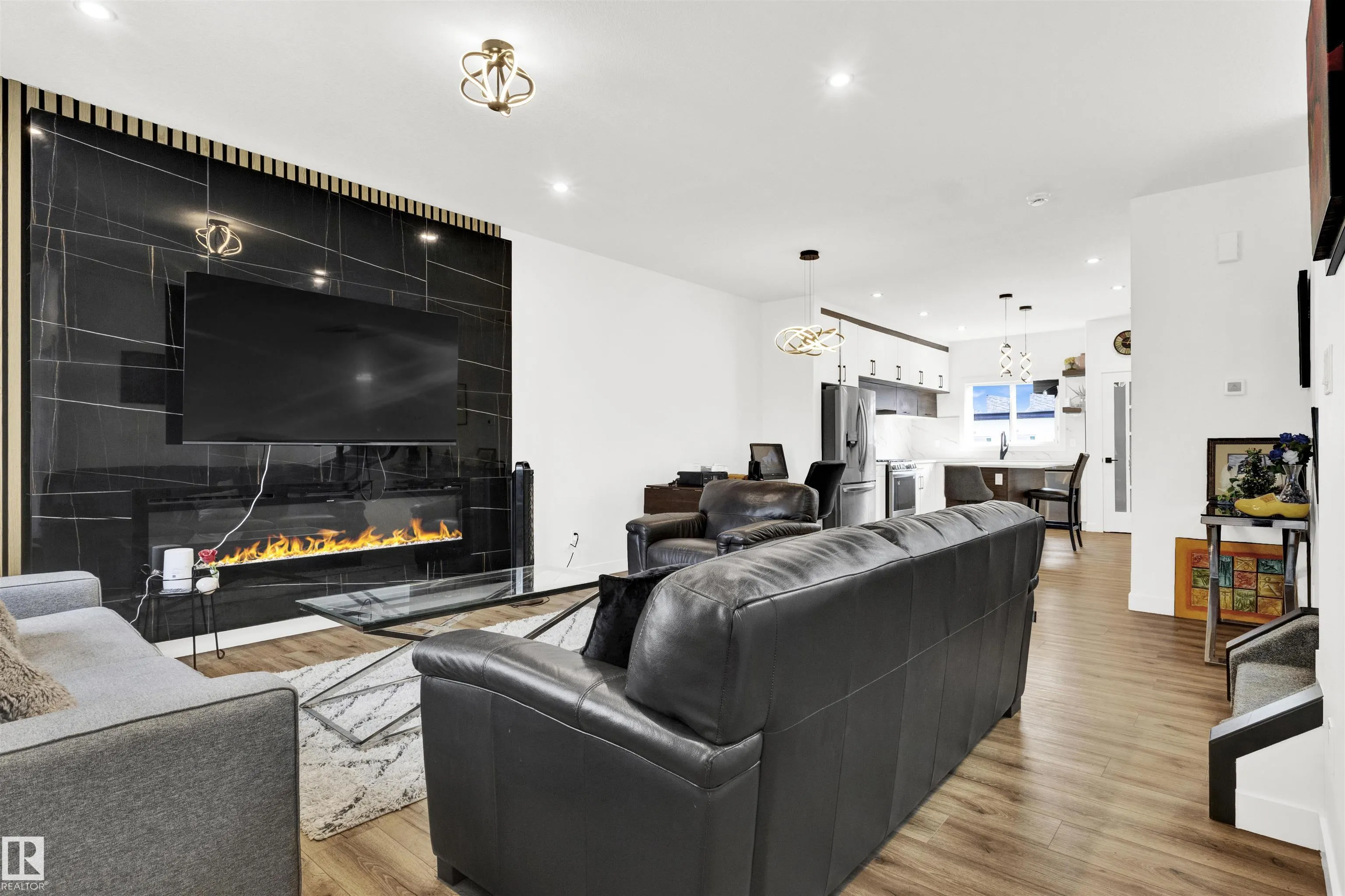 9559 85 Street