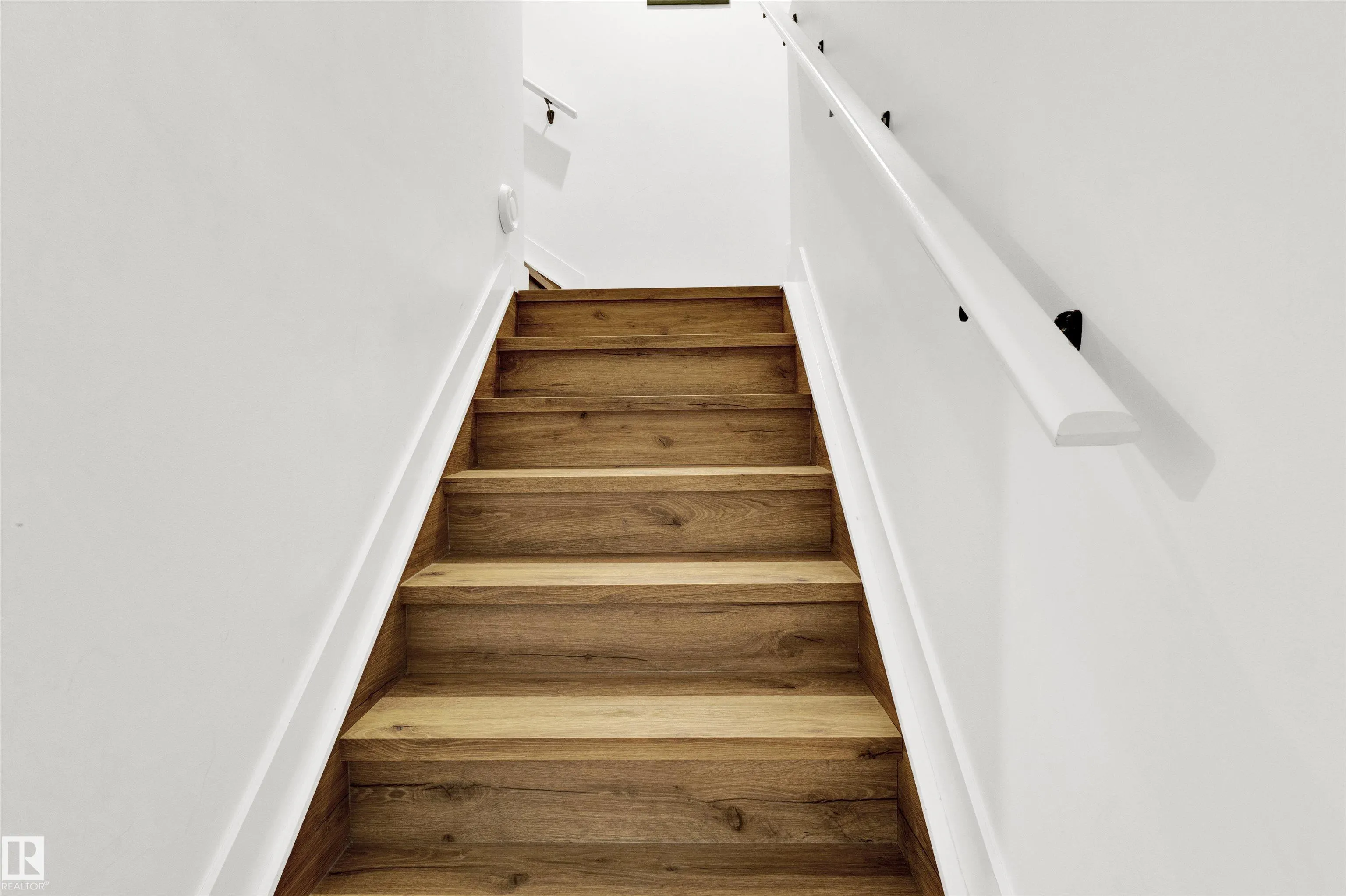9559 85 Street