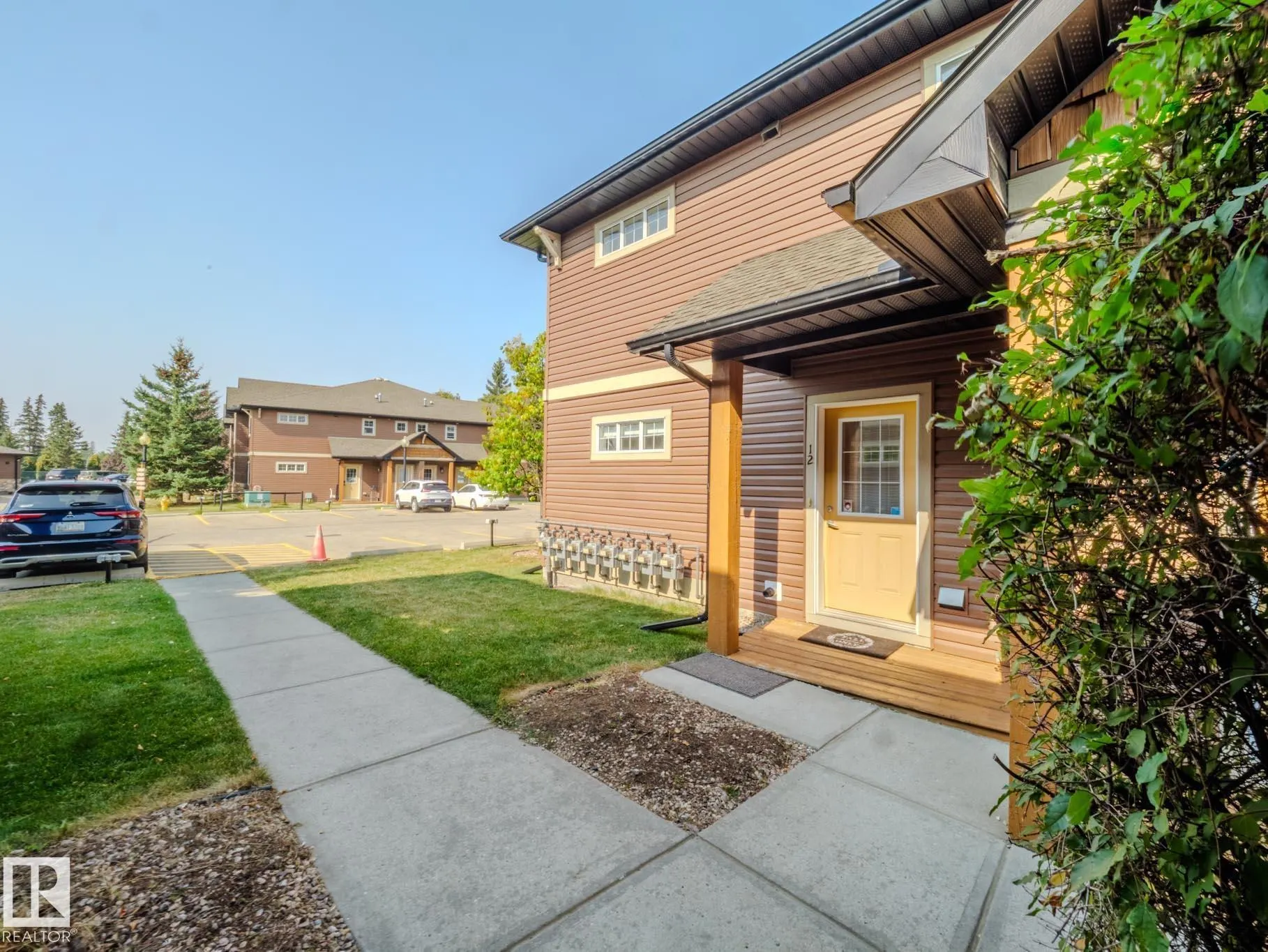 671 SILVER BERRY Road