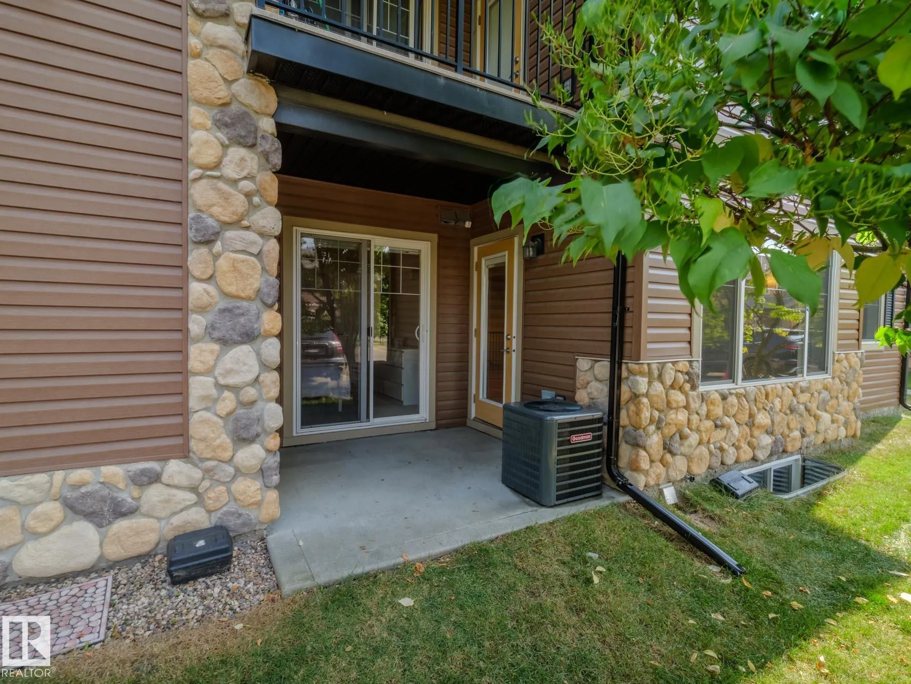 671 SILVER BERRY Road
