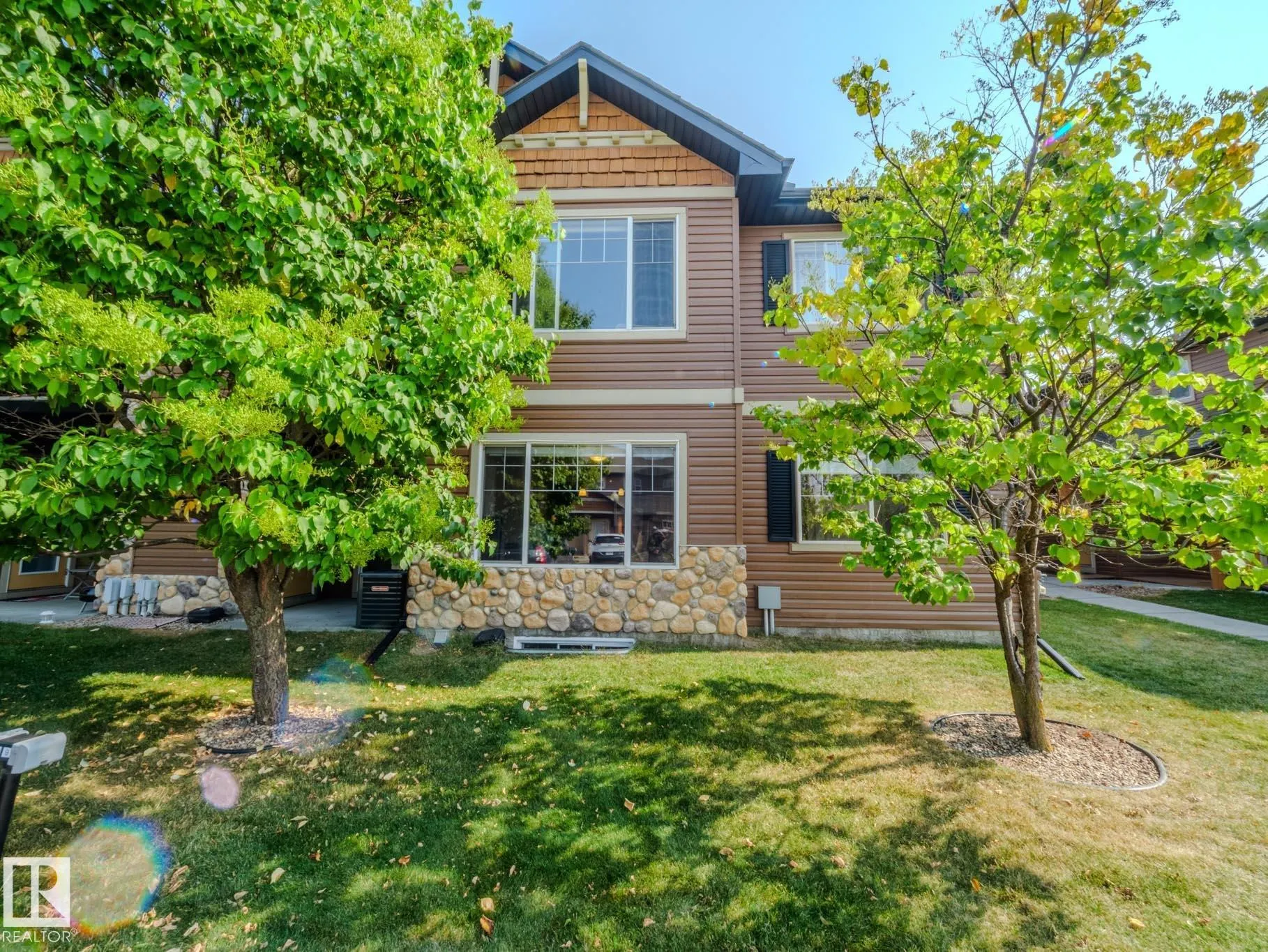 671 SILVER BERRY Road