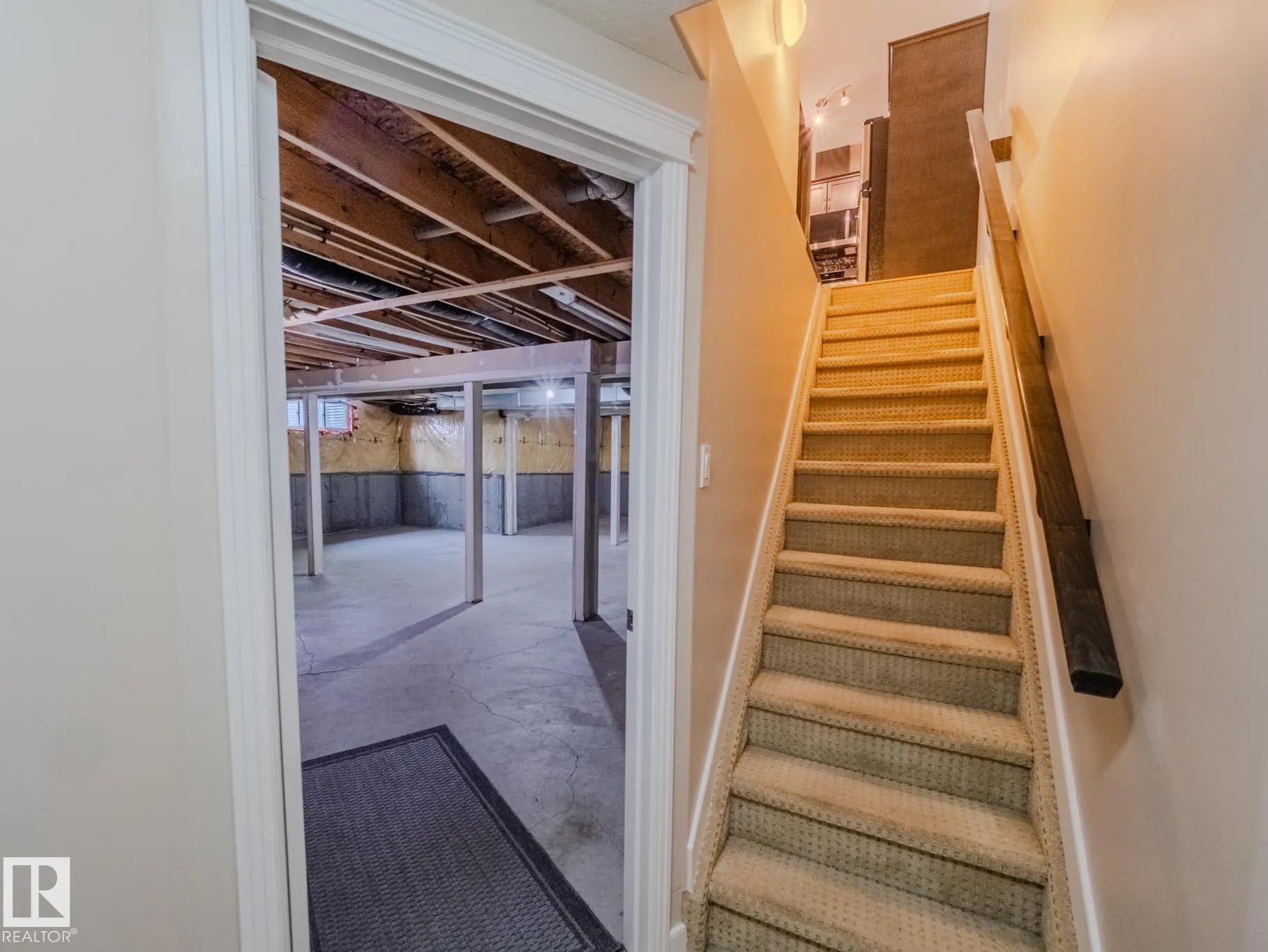 671 SILVER BERRY Road