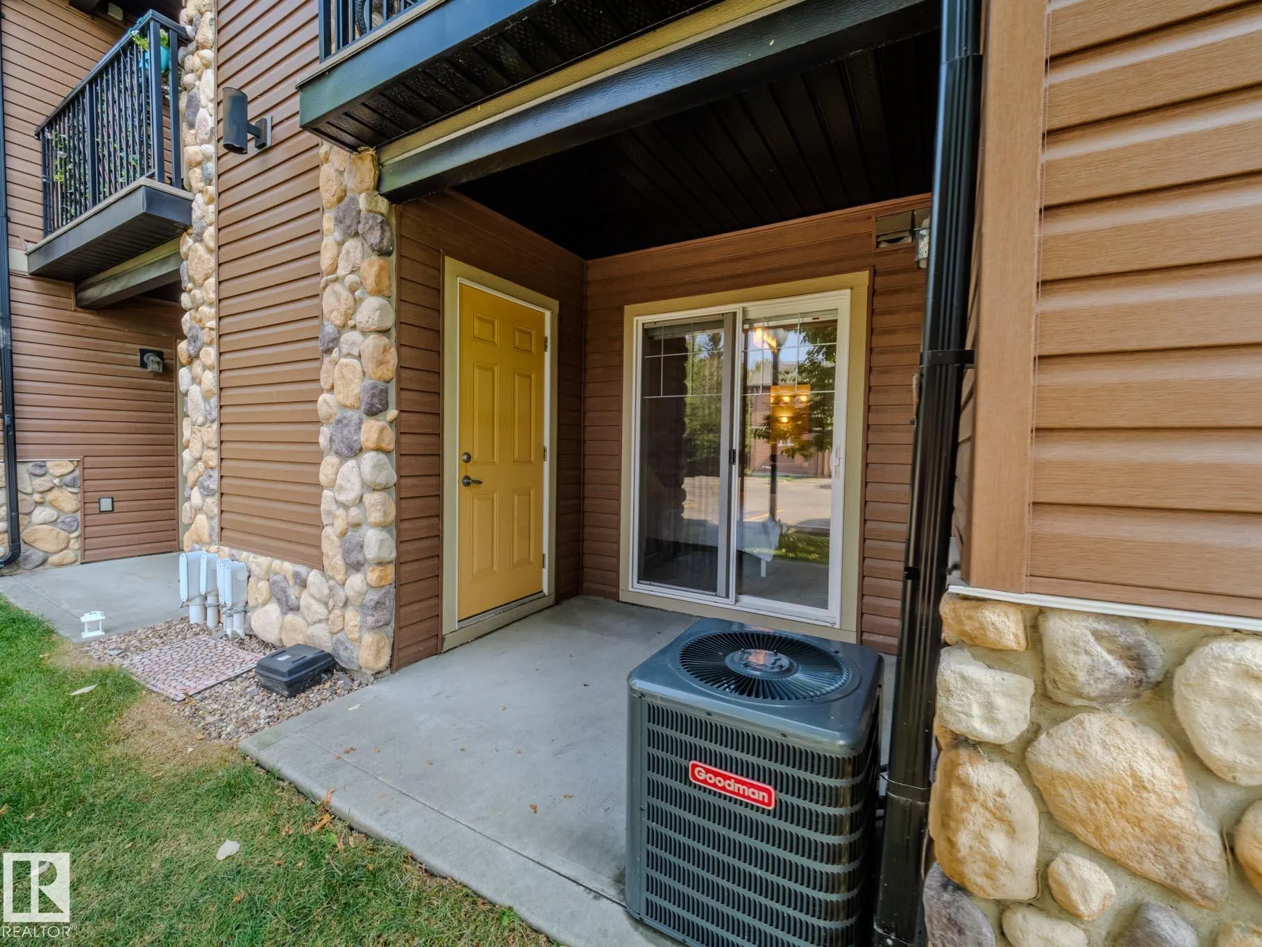 671 SILVER BERRY Road
