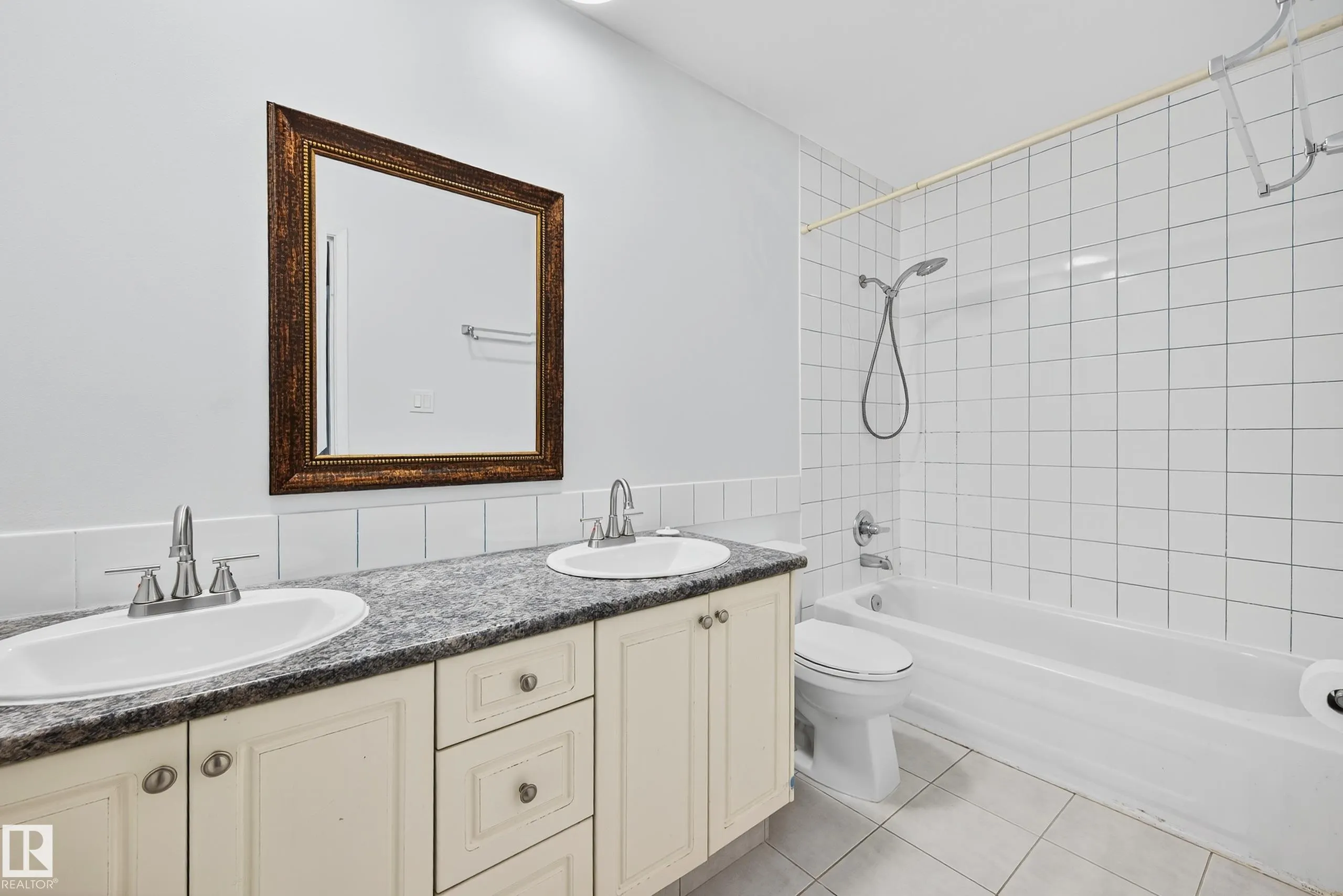 52 GRANDVIEW Ridge