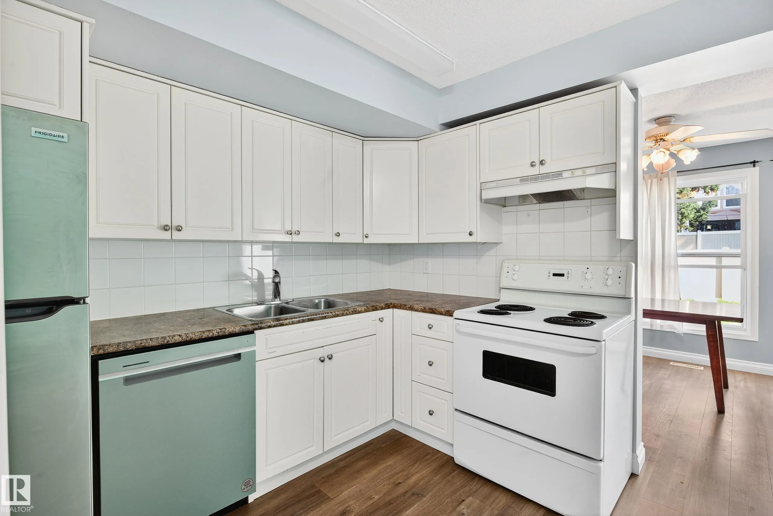 52 GRANDVIEW Ridge