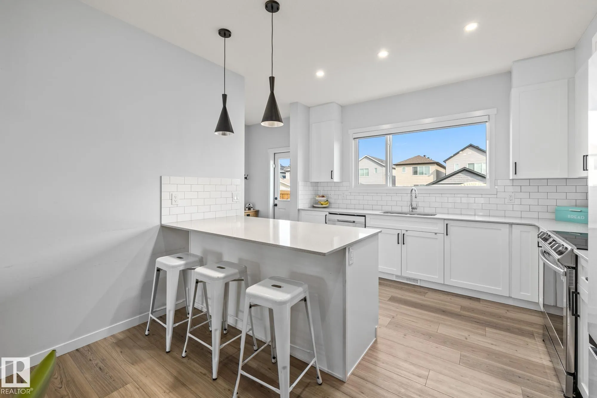 31 Dorais Way