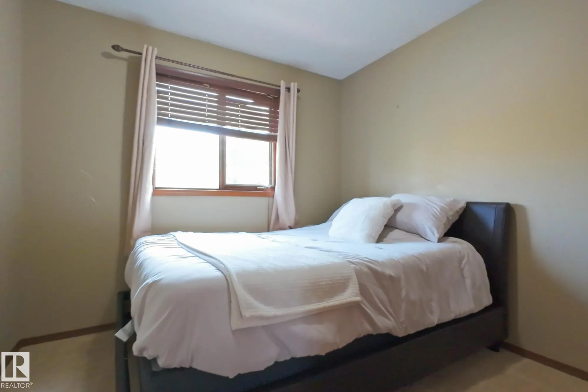 65 PRIMROSE Boulevard