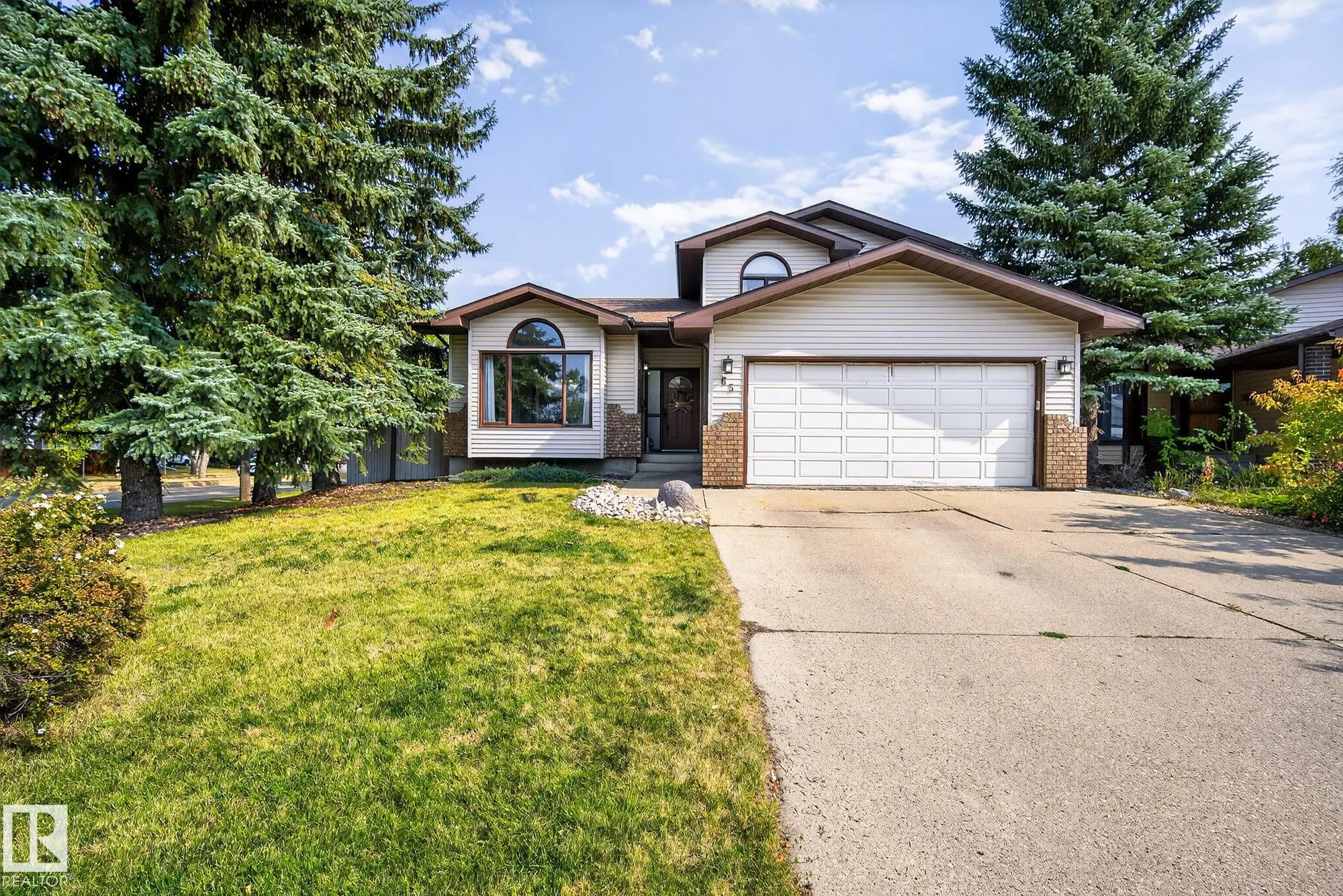 65 PRIMROSE Boulevard