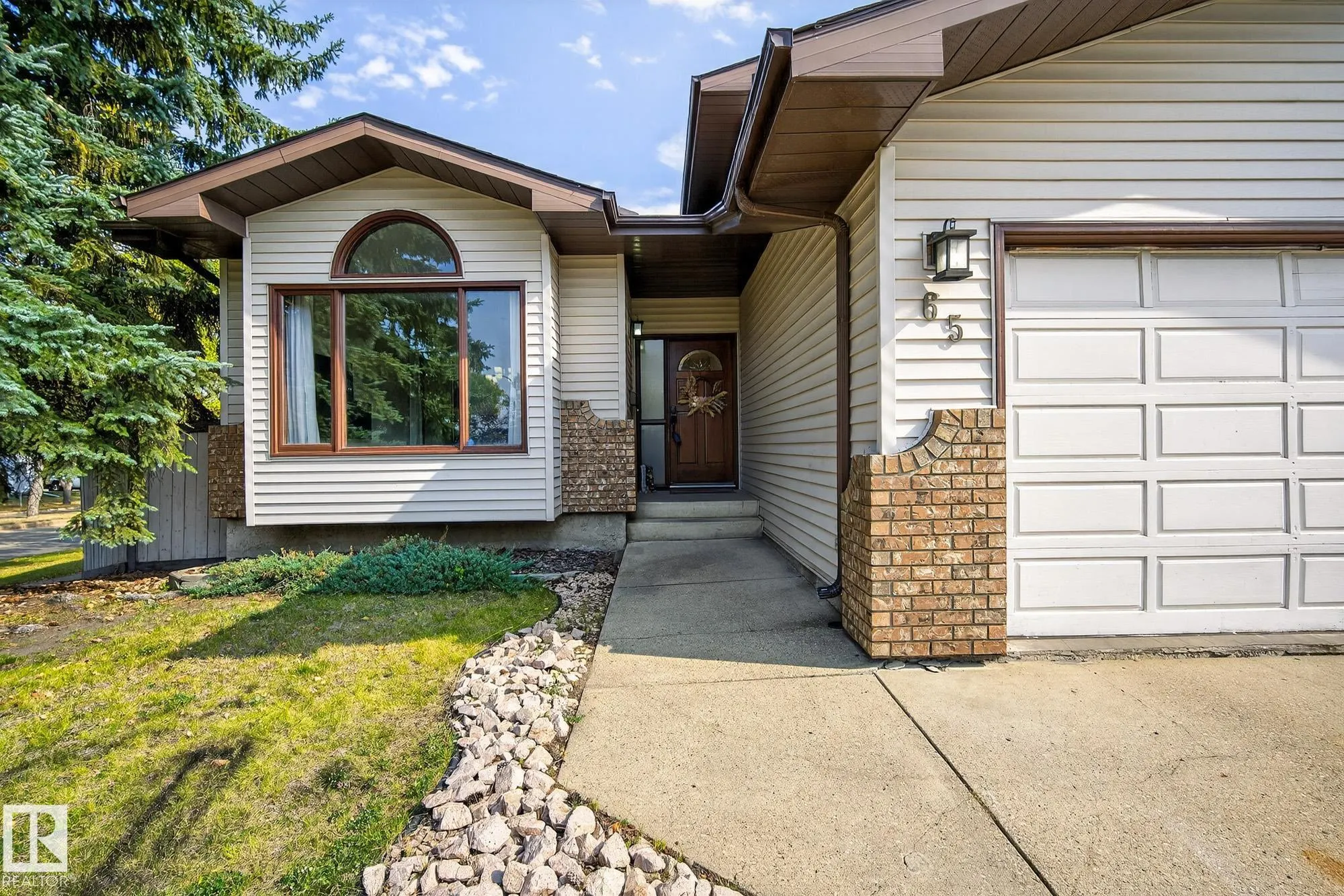 65 PRIMROSE Boulevard