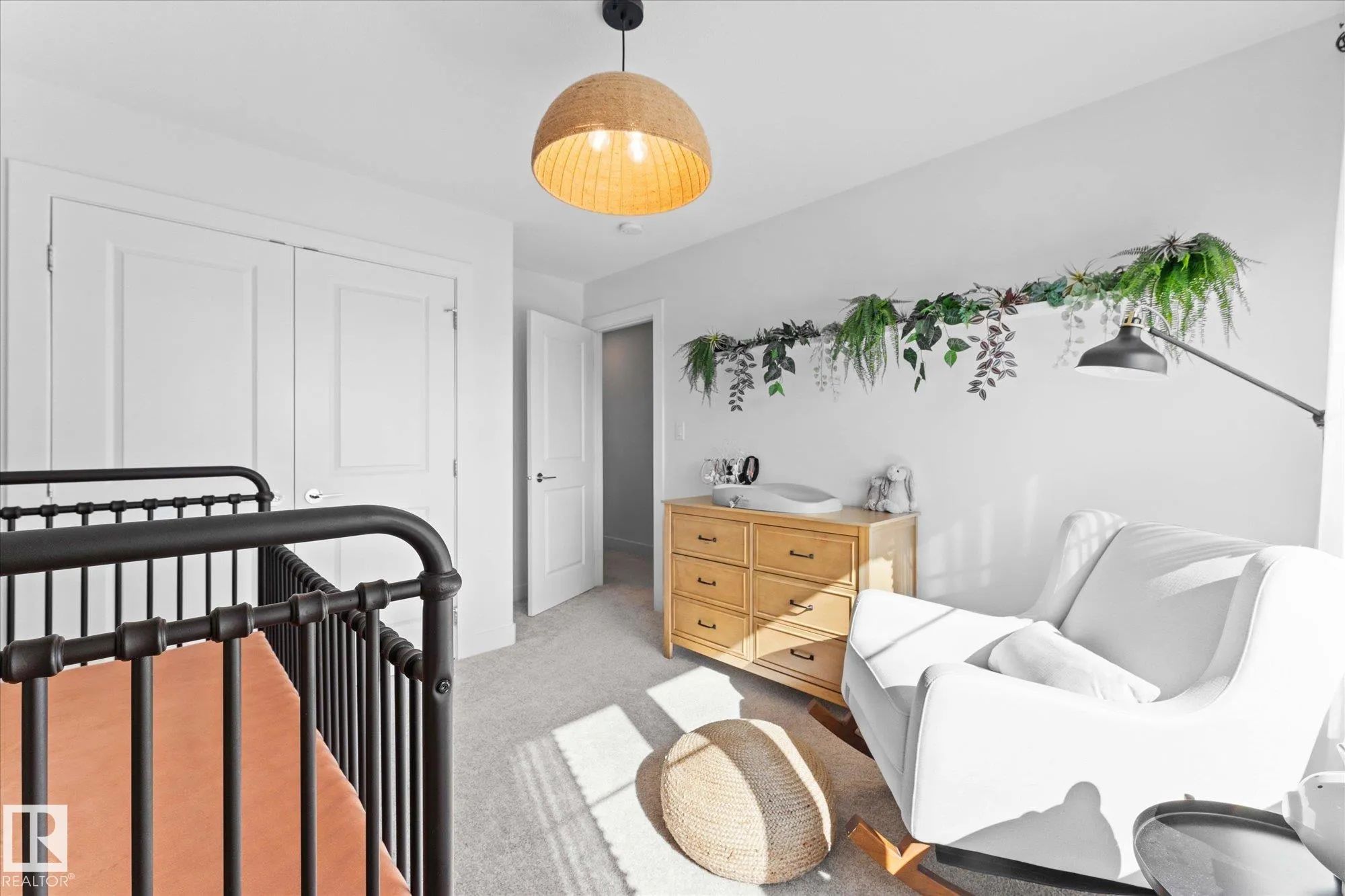 6828 KNOX Loop