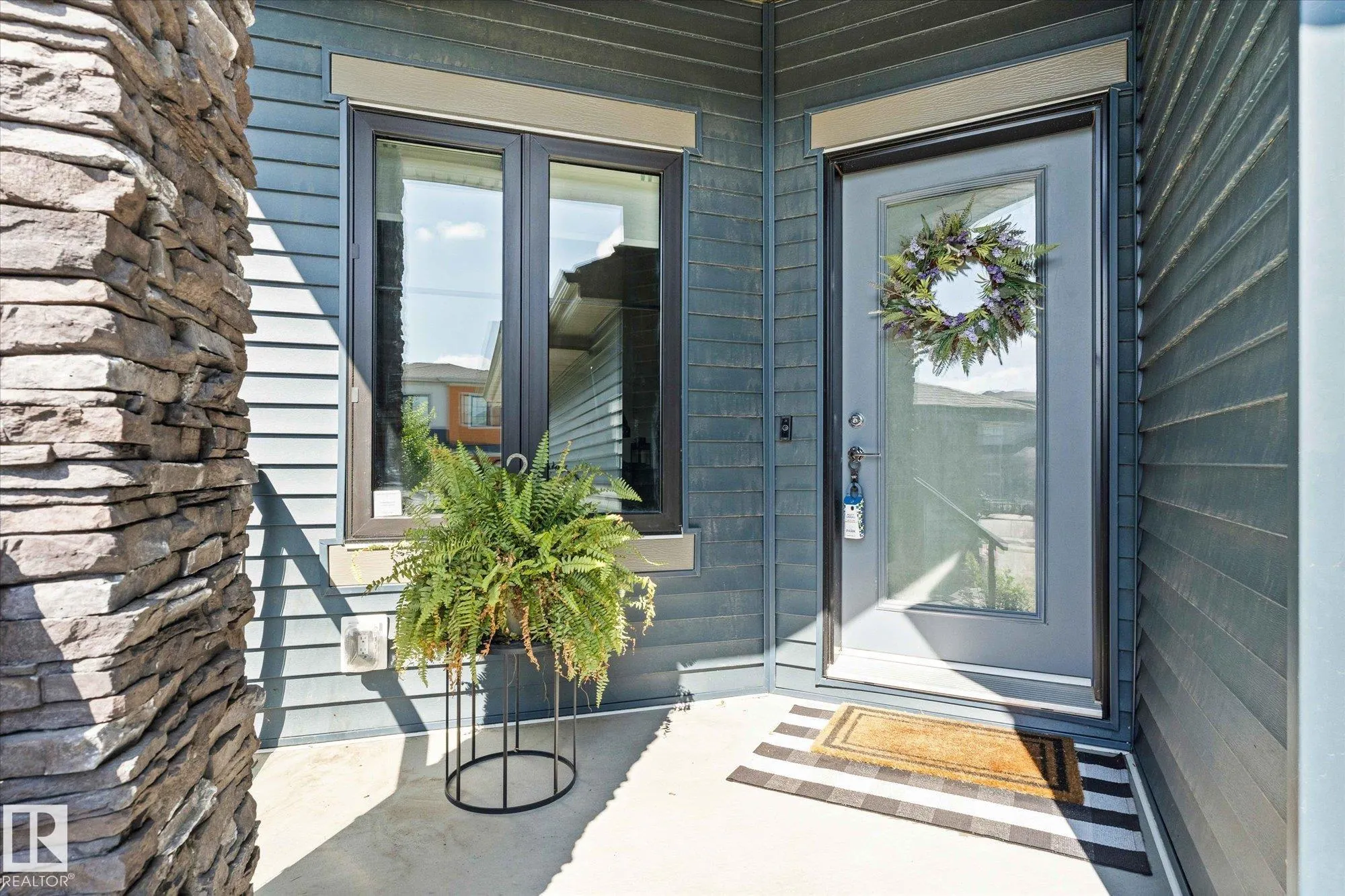 6828 KNOX Loop