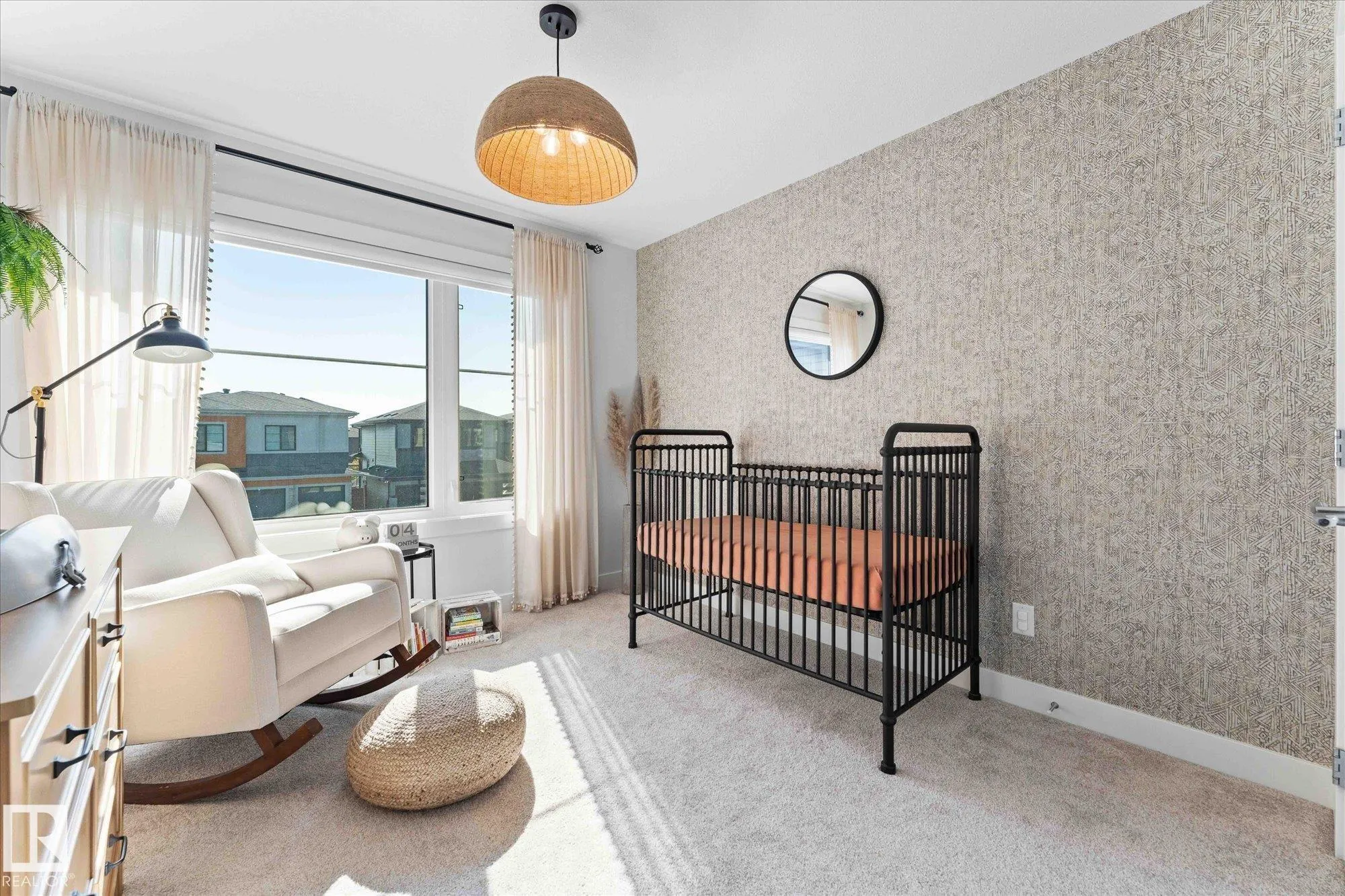 6828 KNOX Loop