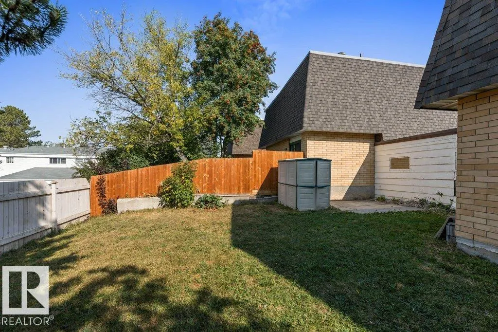 65 GREENFIELD Estates