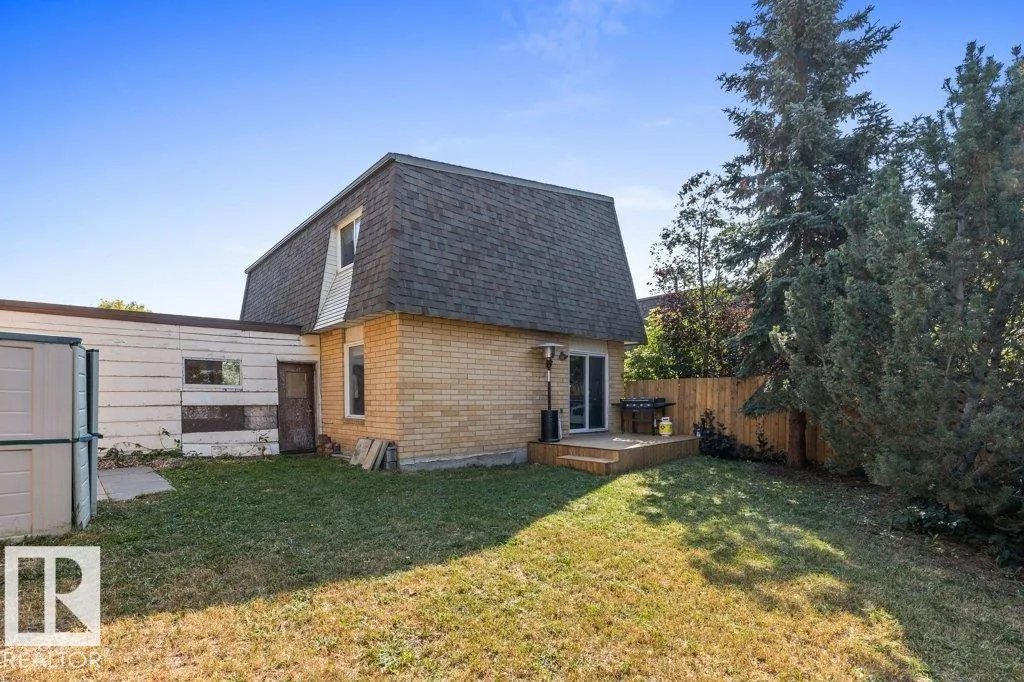 65 GREENFIELD Estates