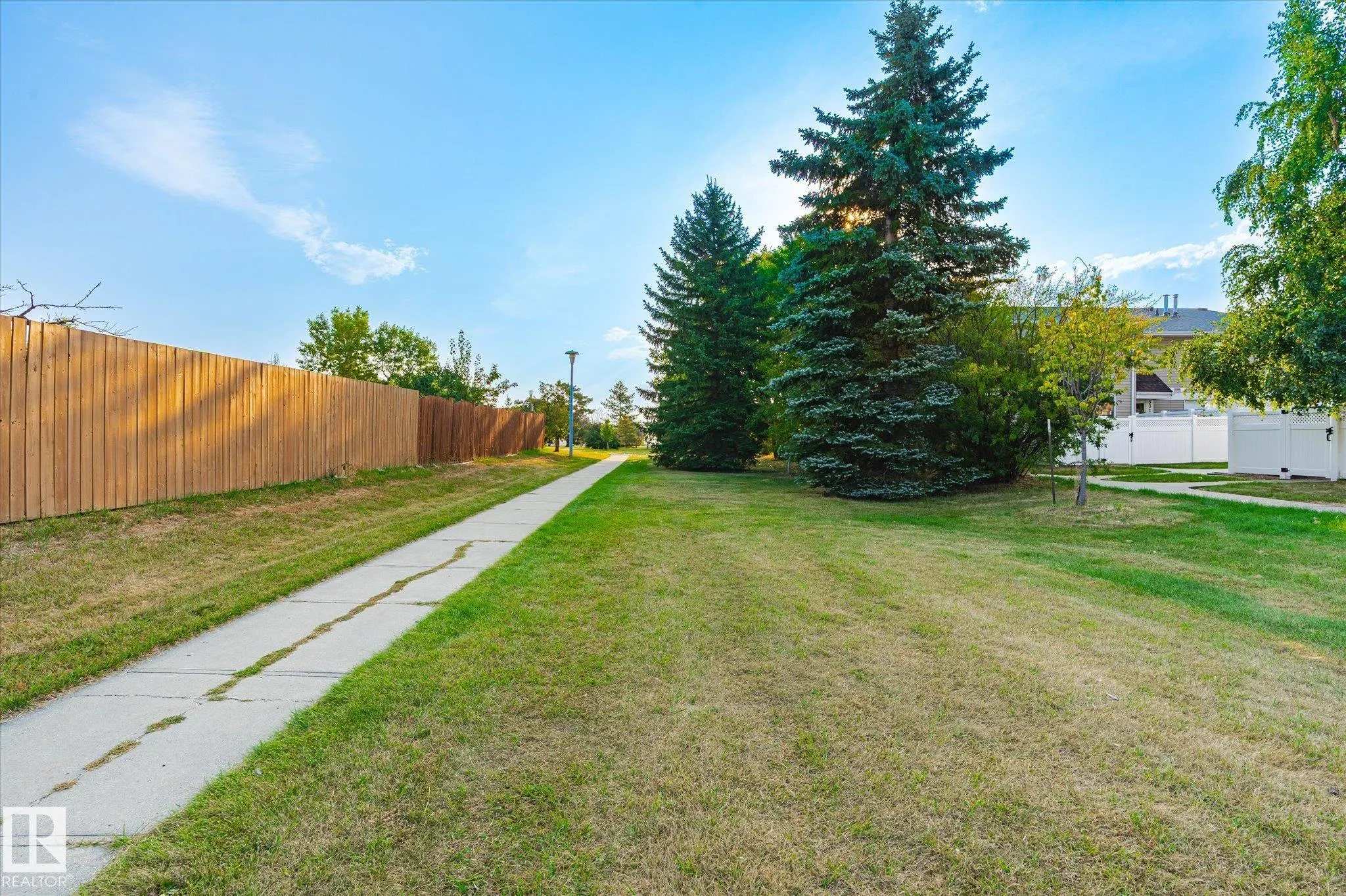 5312 MCLEOD Road