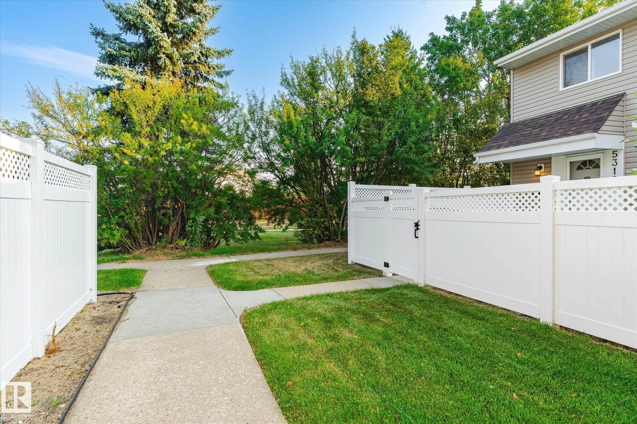 5312 MCLEOD Road