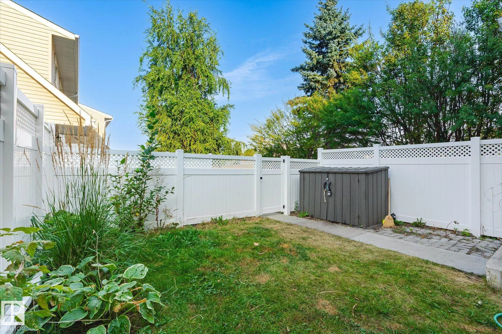 5312 MCLEOD Road