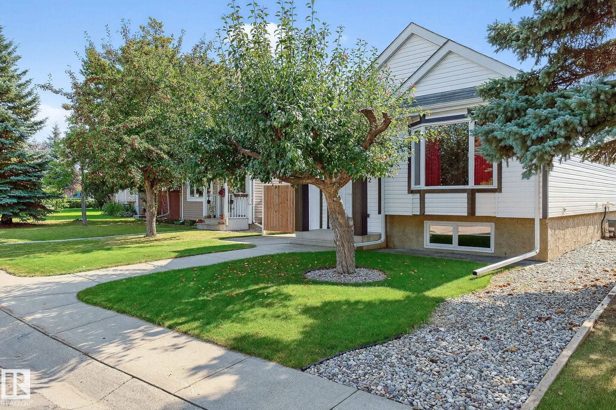 12 ST. ANDREWS Avenue