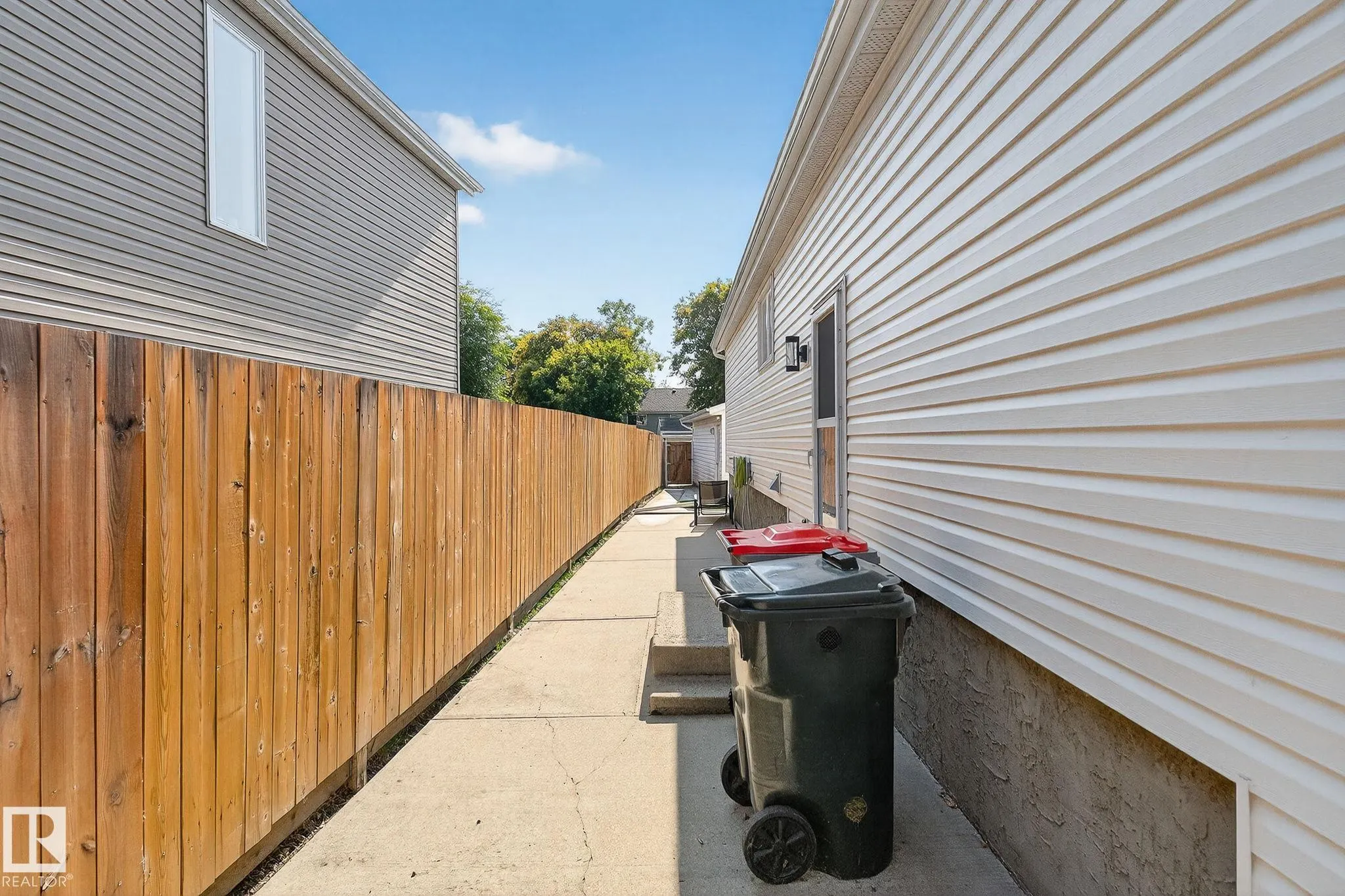 12 ST. ANDREWS Avenue